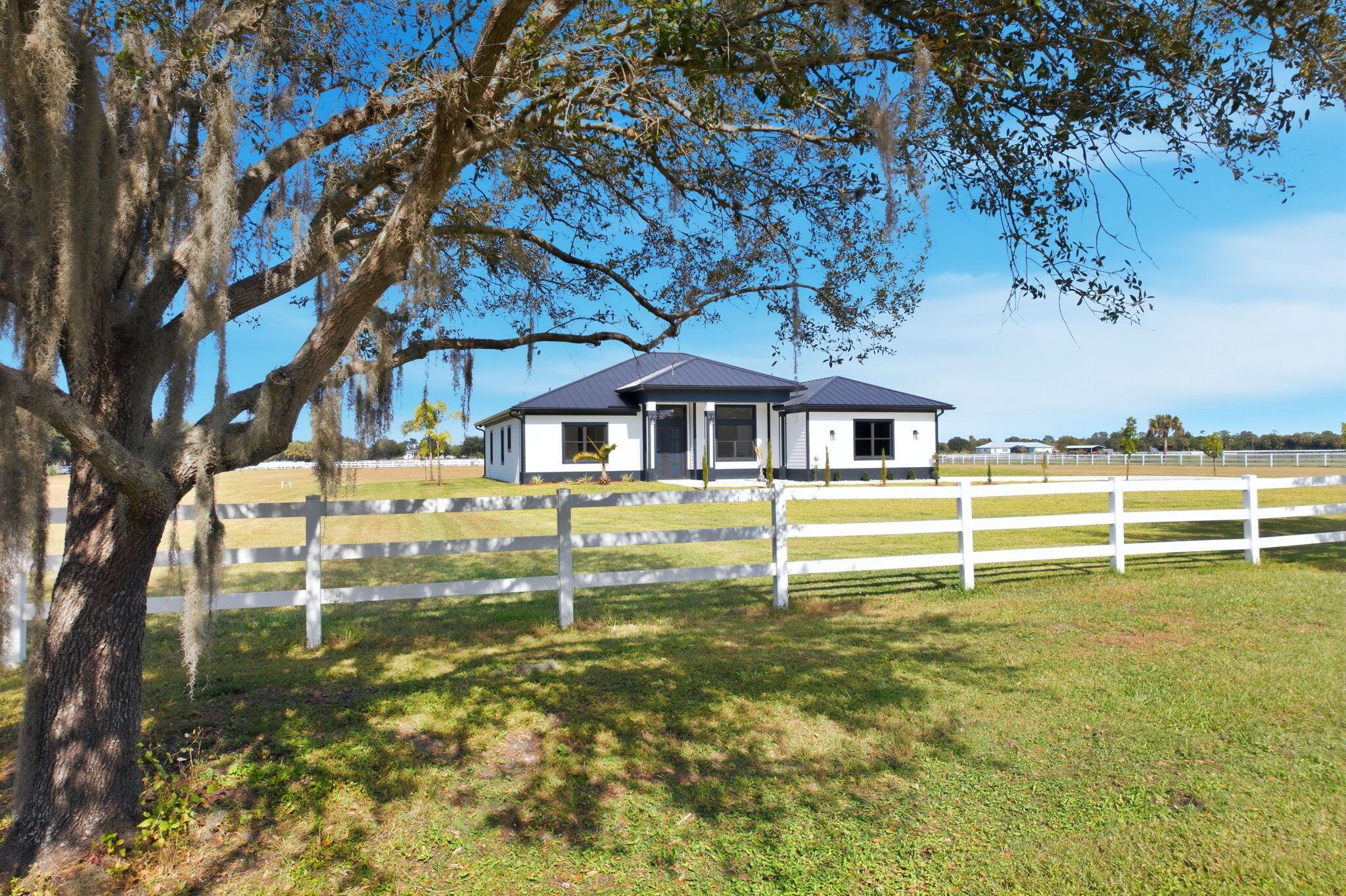 Port St Lucie, Florida, 34987, United States, 4 Bedrooms Bedrooms, ,3 BathroomsBathrooms,Residential,For Sale,1974445