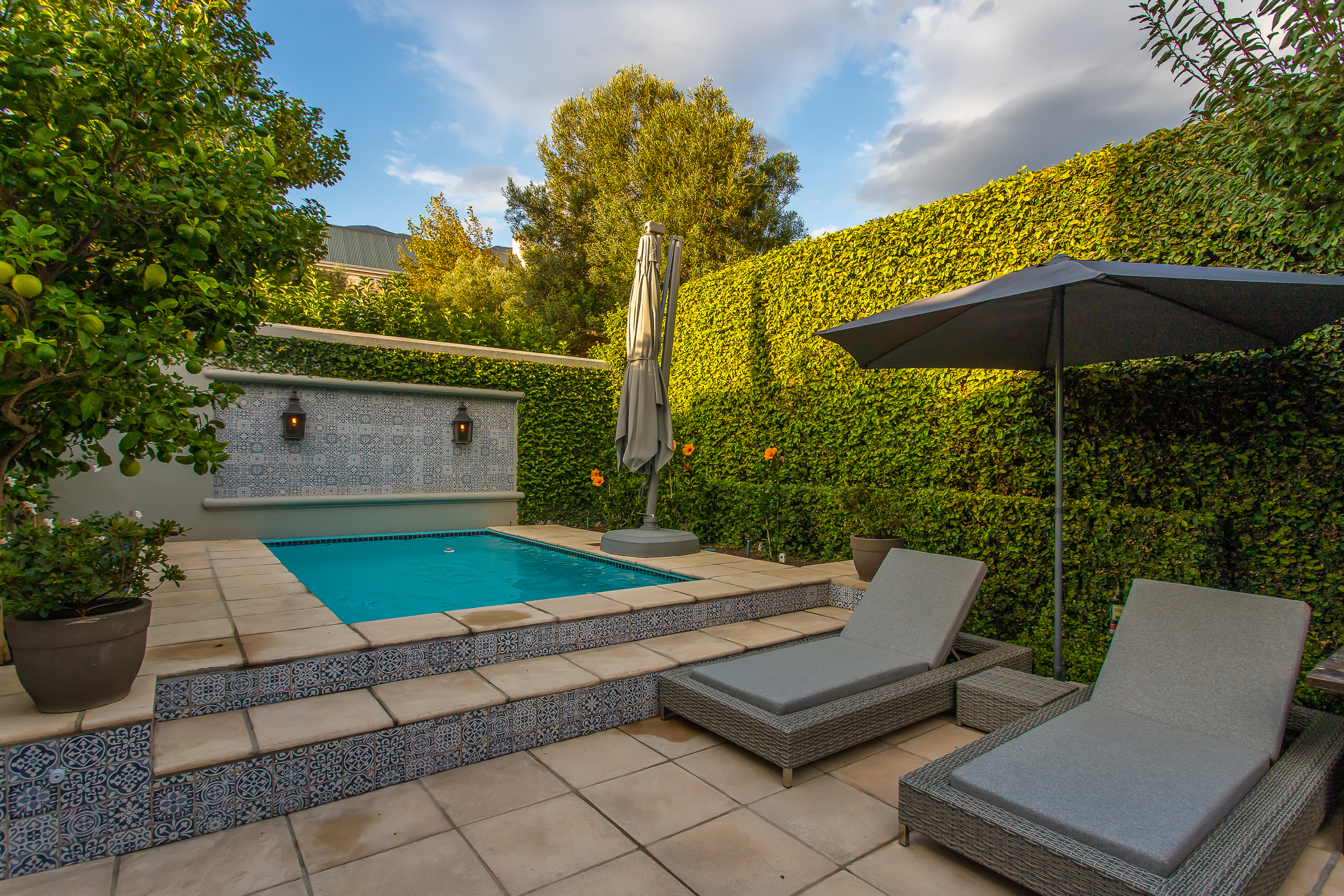  Contemporary Luxury Home for Sale in Franschhoek Estate - 物件實景