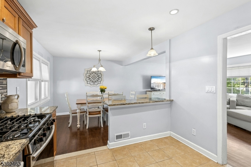 Plainfield City, New Jersey, 07062, United States, 3 Bedrooms Bedrooms, ,2 BathroomsBathrooms,Residential,For Sale,1968857