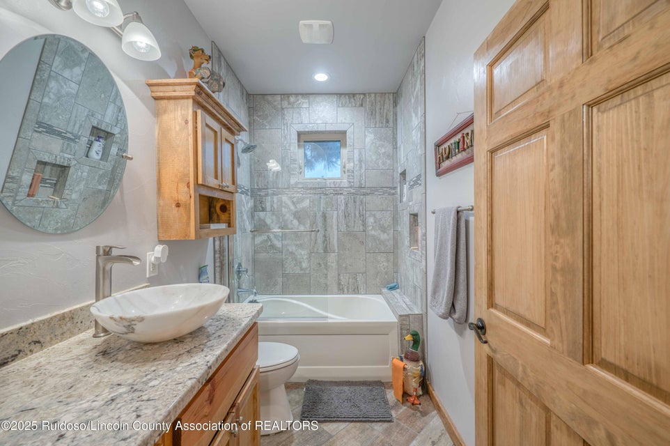 Alto, New Mexico, 88312, United States, 3 Bedrooms Bedrooms, ,2 BathroomsBathrooms,Residential,For Sale,1909462