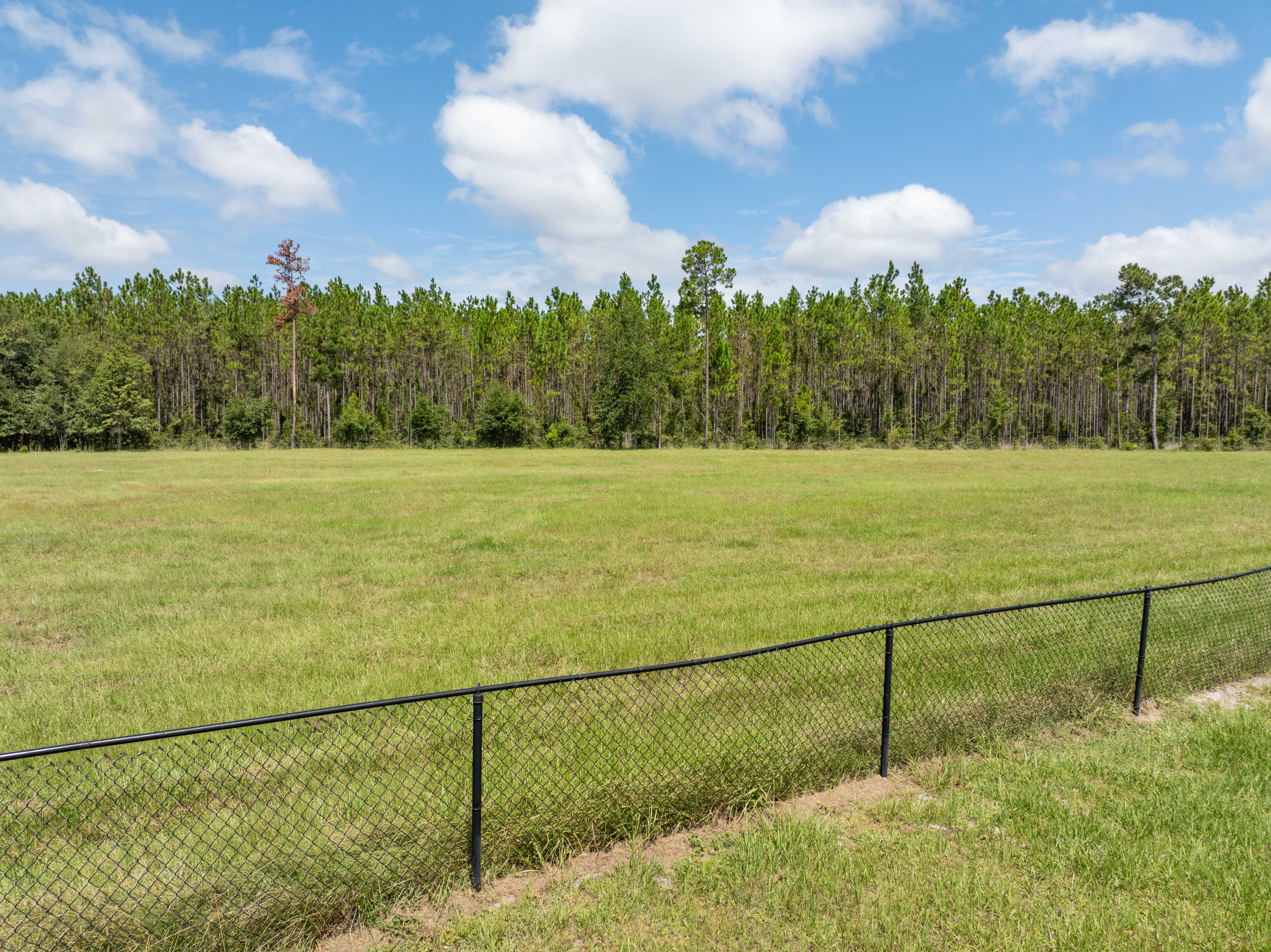 LAKE CITY, Florida, 32024, United States, 3 Bedrooms Bedrooms, ,2 BathroomsBathrooms,Residential,For Sale,1948883