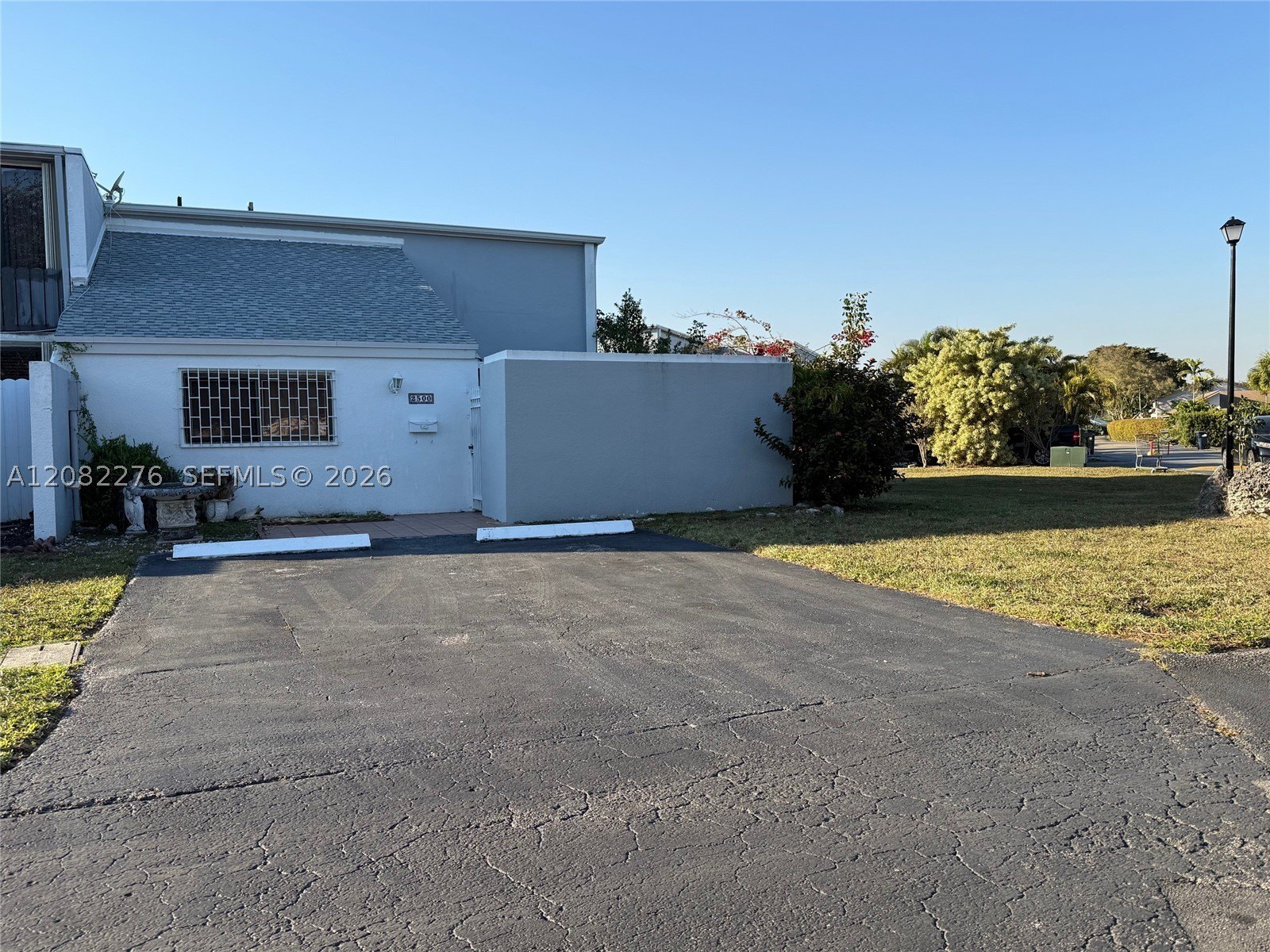 122nd Ct, Miami, FL 33175