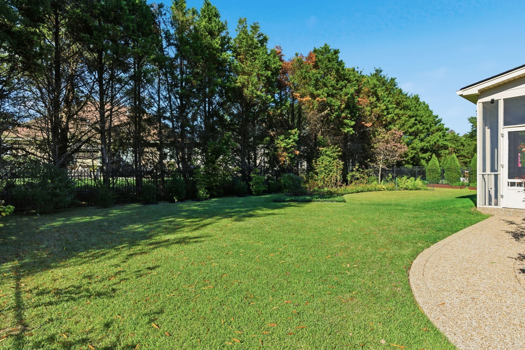  650 Bonita Pkwy S, Hendersonville, TN, 37075 - 物件實景