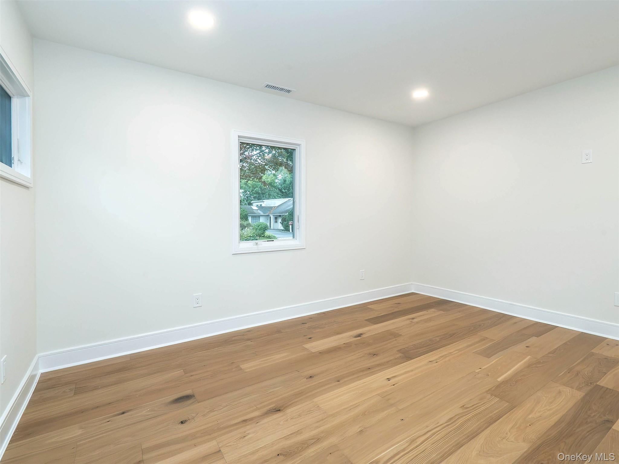  48 Buckeye Road, Glen Cove, NY, 11542 - 物件實景