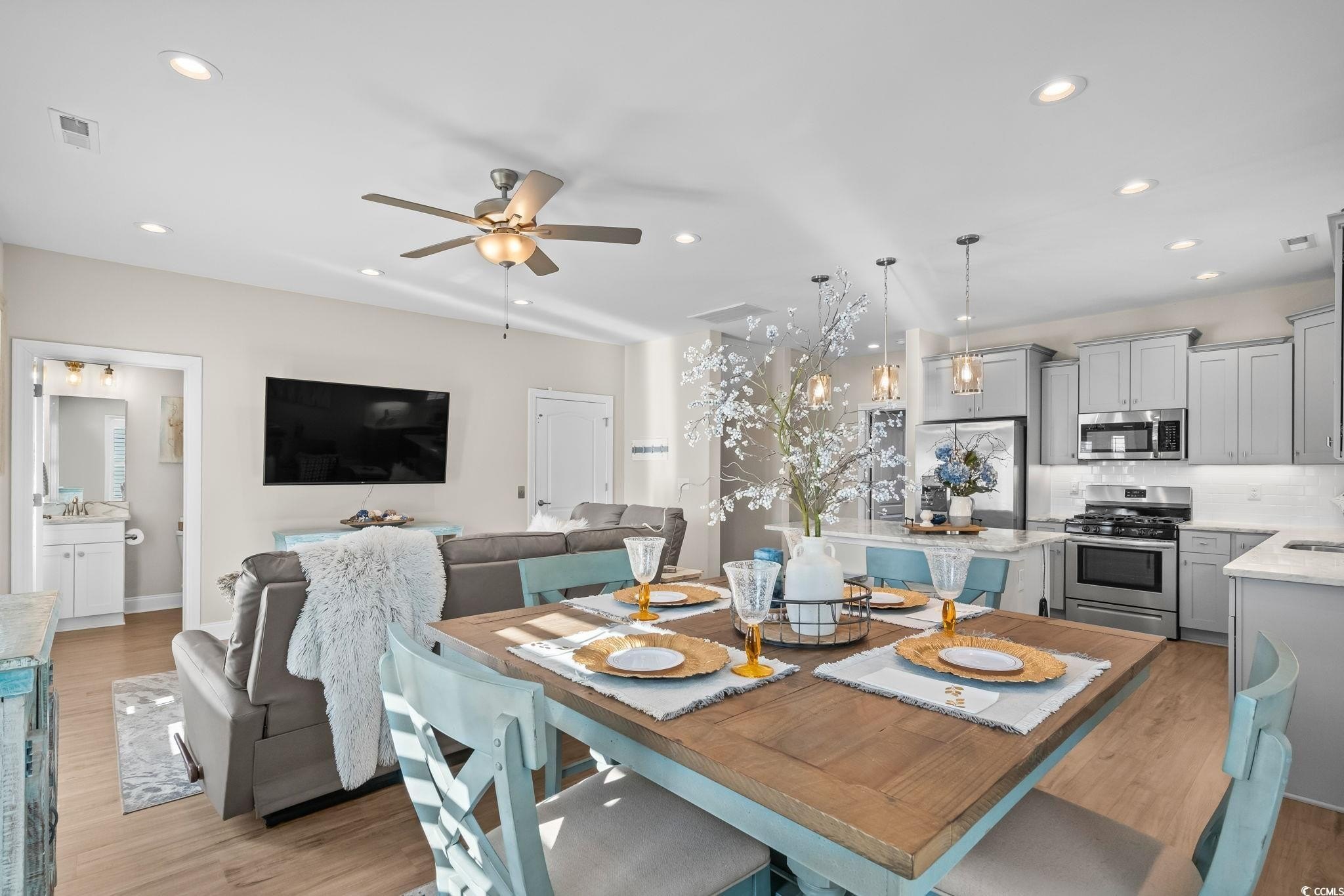 Little River, South Carolina, 29566, United States, 3 Bedrooms Bedrooms, ,3 BathroomsBathrooms,Residential,For Sale,2008853