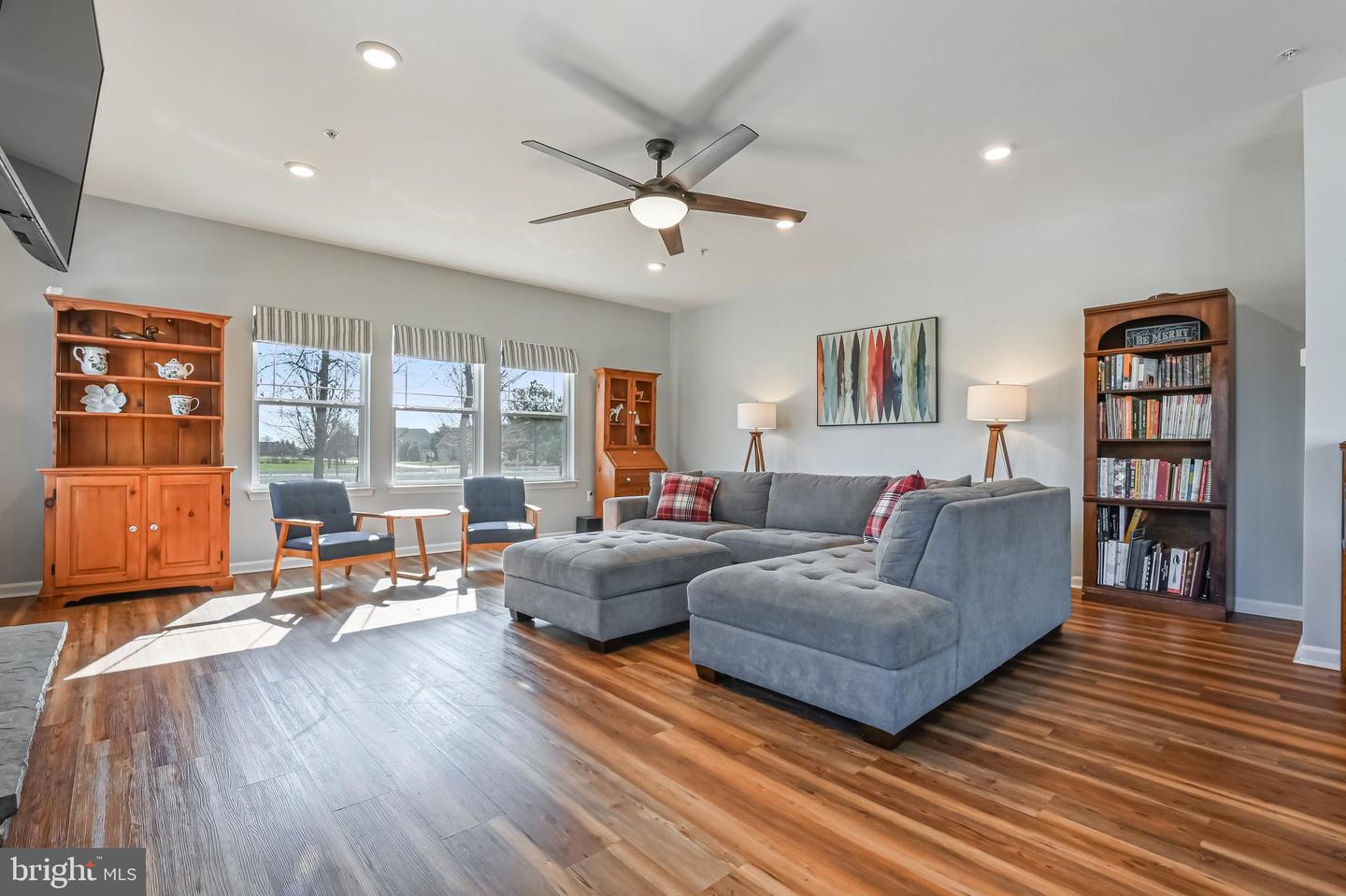 Tilghman, Maryland, 21671, United States, 5 Bedrooms Bedrooms, ,4 BathroomsBathrooms,Residential,For Sale,1753094