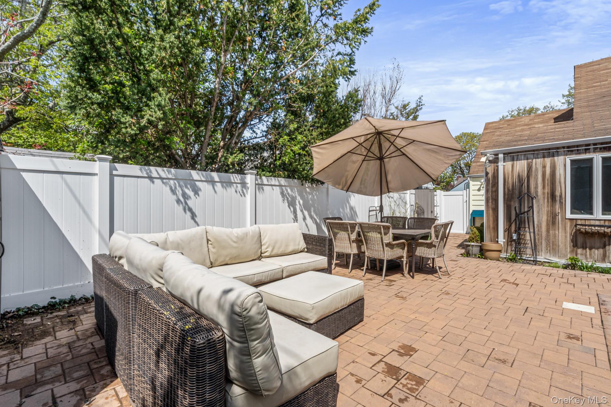  638 Lakeview Avenue, Rockville Centre, NY, 11570 - 物件實景