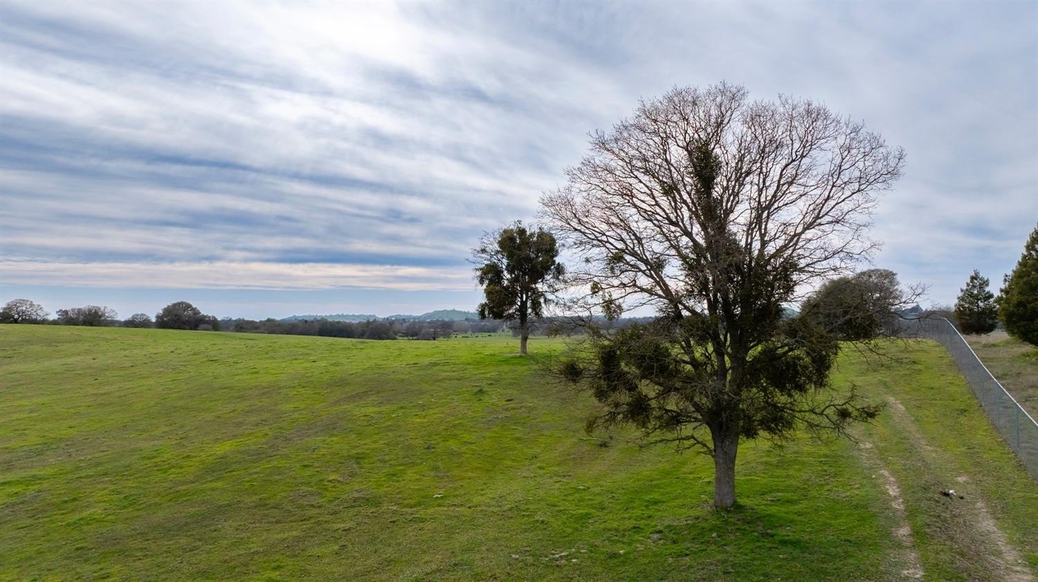 Burson, California, 95225, United States, ,Residential,For Sale,1880944