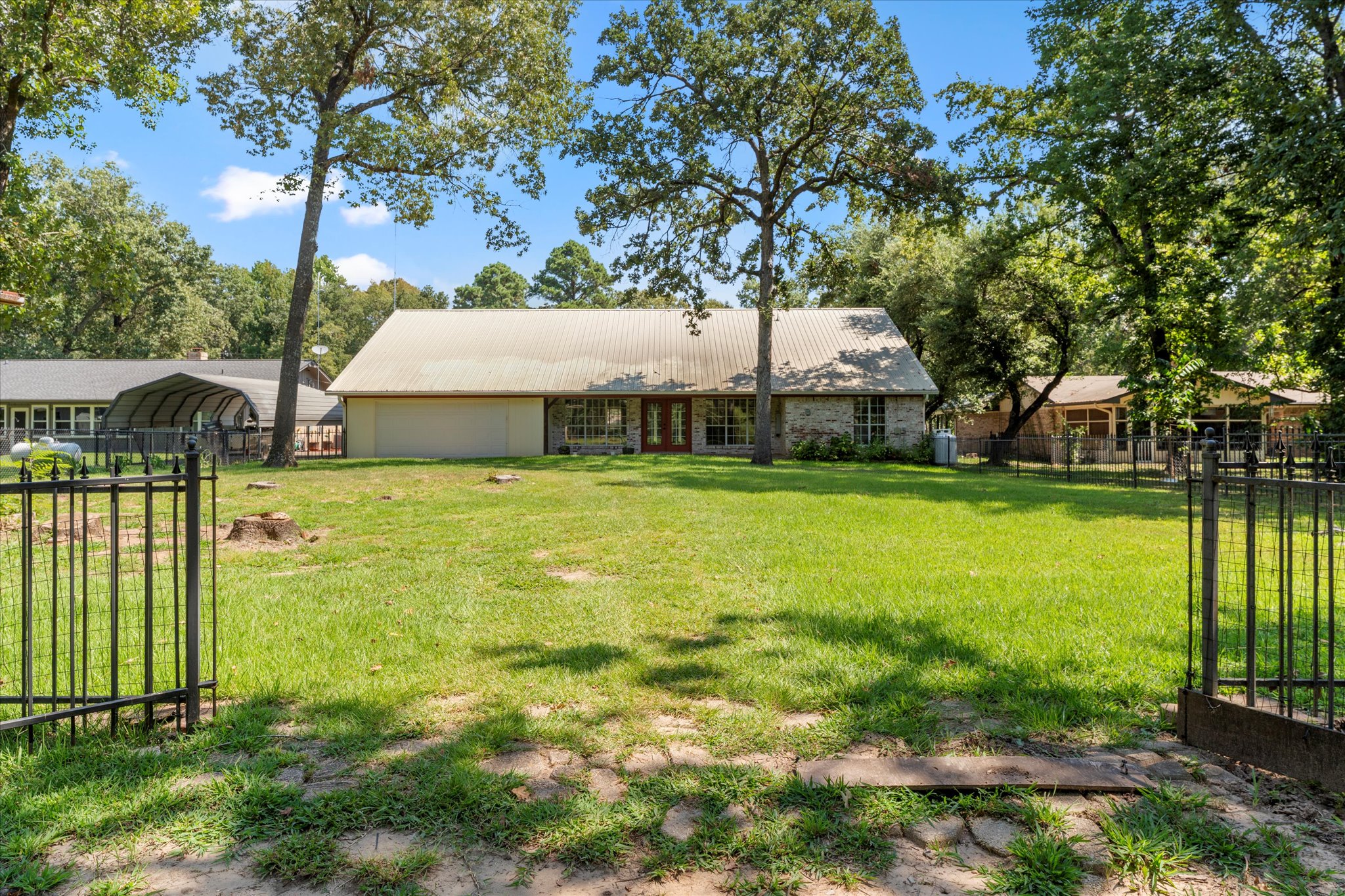 Yantis, Texas, 75497, United States, 3 Bedrooms Bedrooms, ,2 BathroomsBathrooms,Residential,For Sale,1921706
