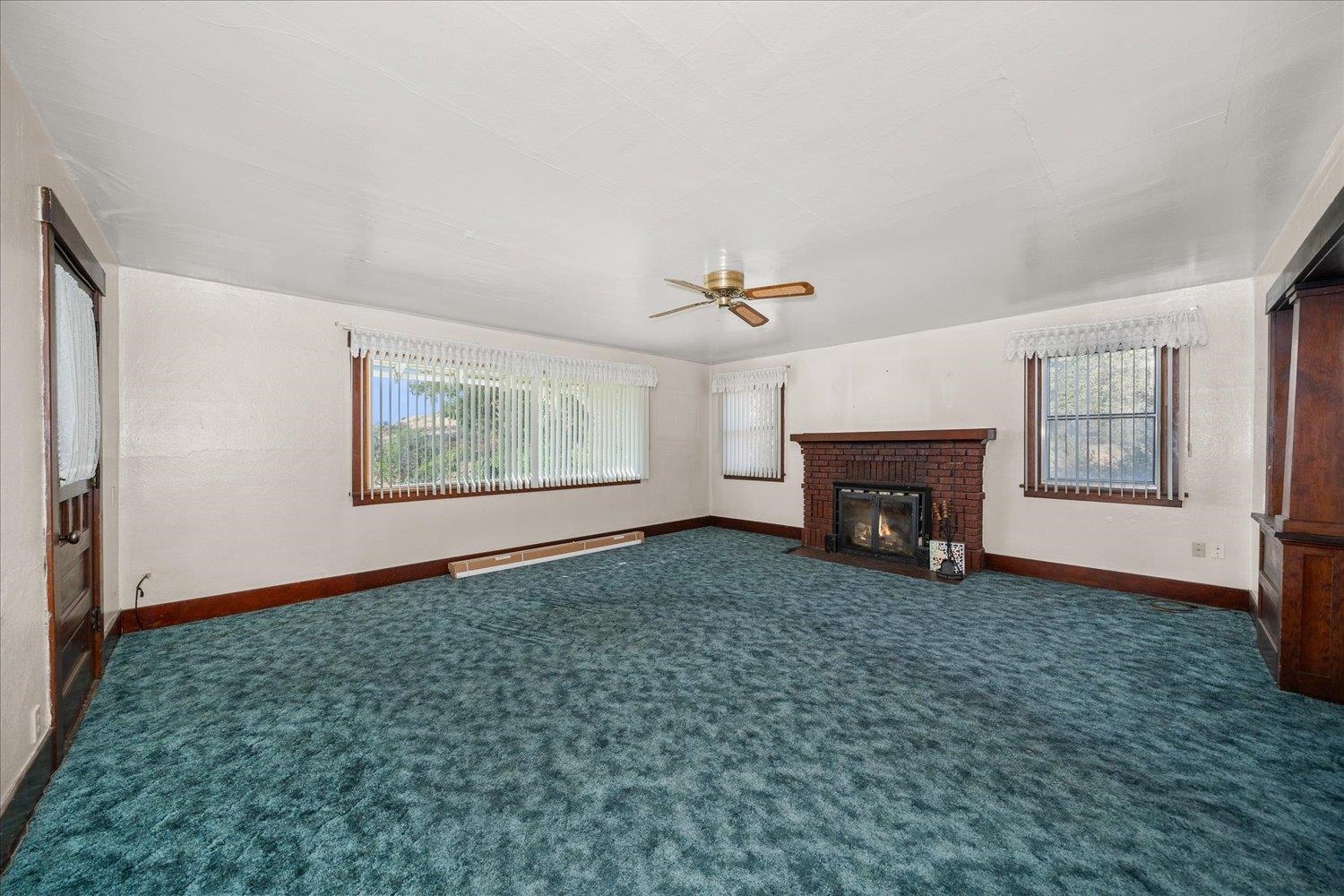 Rosalia, Washington, 99170, United States, 3 Bedrooms Bedrooms, ,2 BathroomsBathrooms,Residential,For Sale,1943009