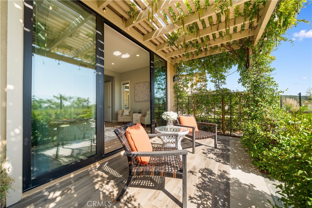 Irvine, California, 92602, United States, 5 Bedrooms Bedrooms, ,6 BathroomsBathrooms,Residential,For Sale,1982881