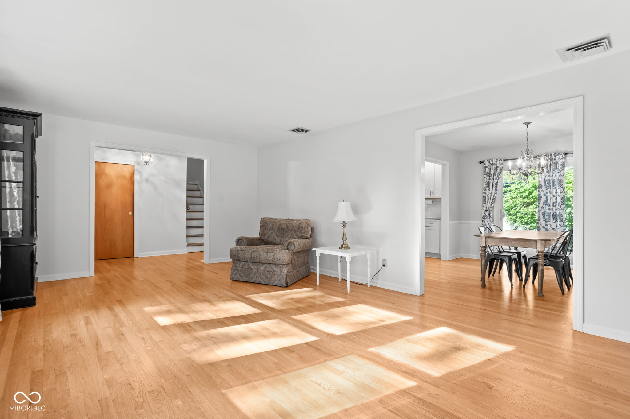 Indianapolis, Indiana, 46250, United States, 4 Bedrooms Bedrooms, ,3 BathroomsBathrooms,Residential,For Sale,1983671