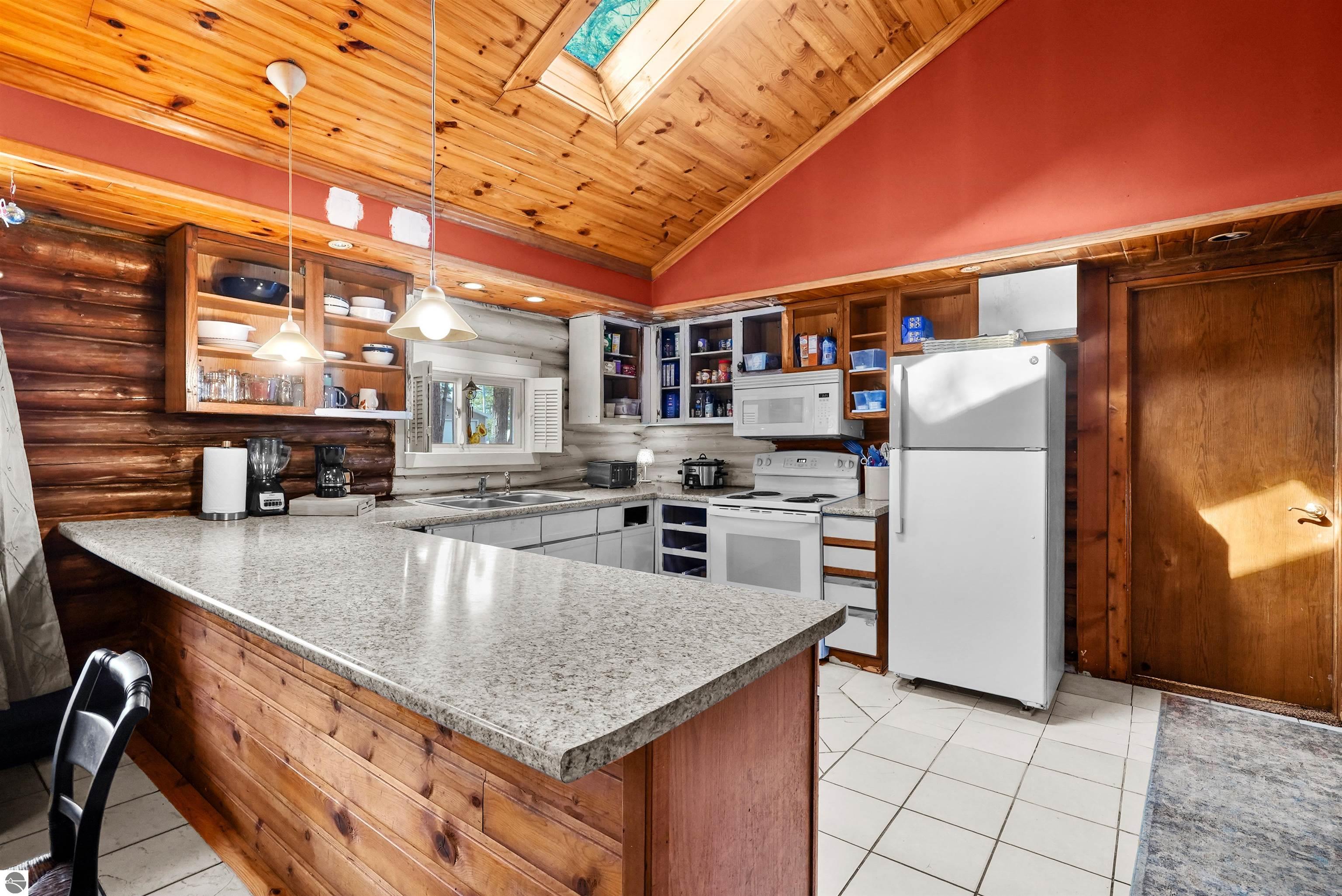Elm Blvd, Cadillac, MI 49601