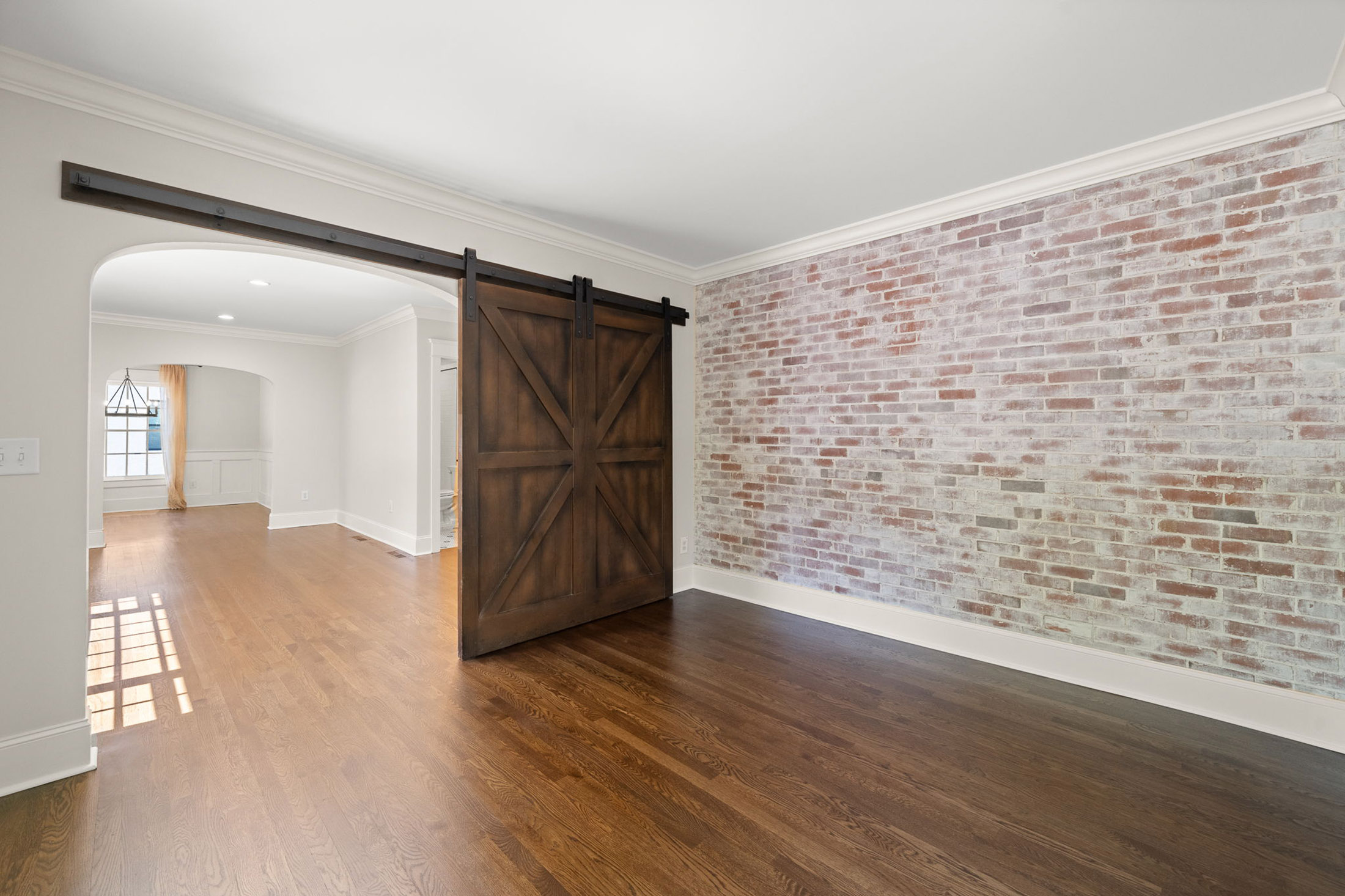  Stunning and Completely Renovated Morningside Home on 3.2+/- Acre Estate Lot - 物件實景