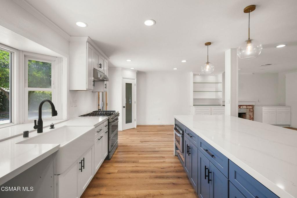 Newbury Park, California, 91320, United States, 5 Bedrooms Bedrooms, ,3 BathroomsBathrooms,Residential,For Sale,1885312