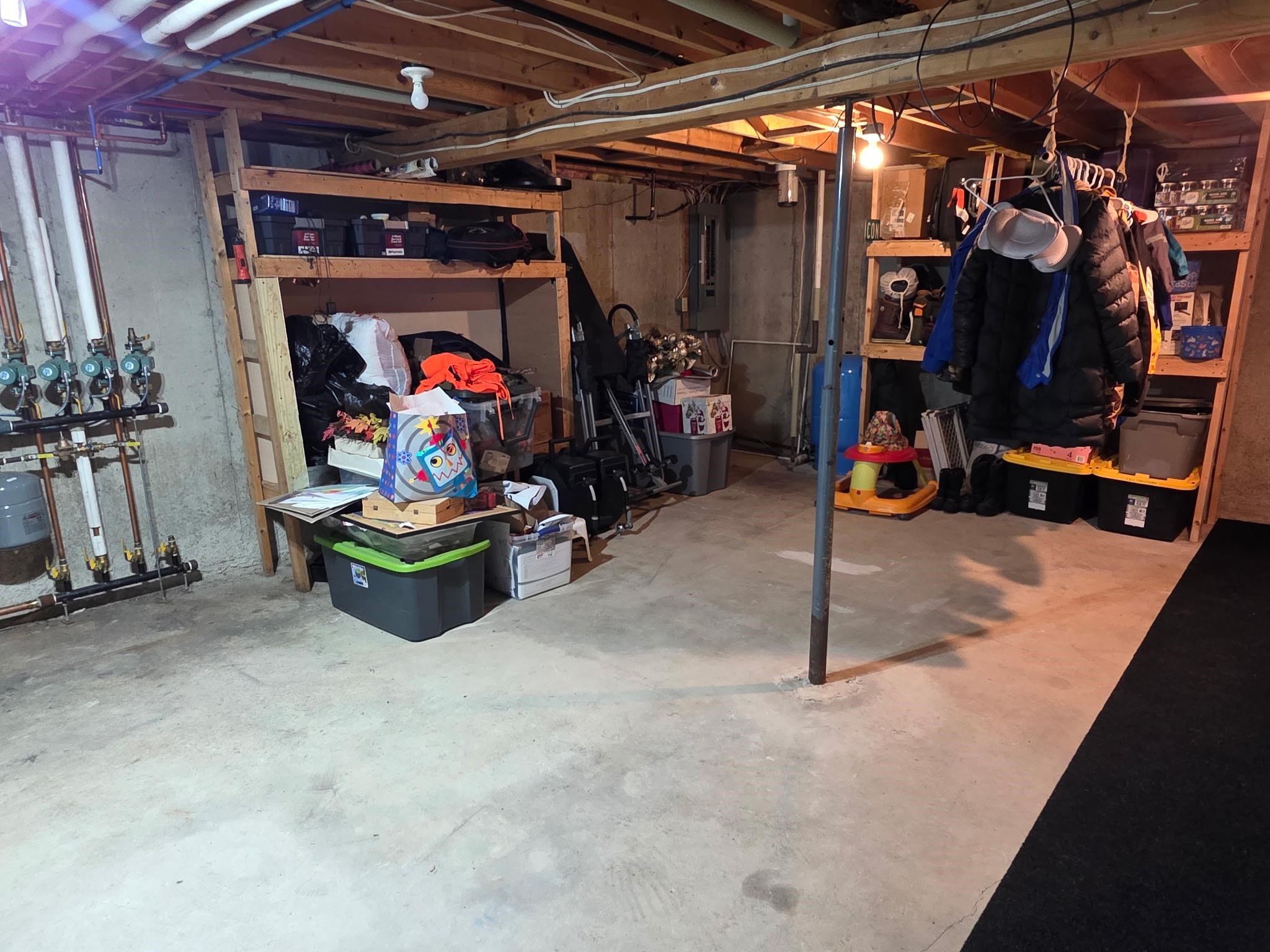 Fairfax, Vermont, 05454, United States, 3 Bedrooms Bedrooms, ,2 BathroomsBathrooms,Residential,For Sale,2031204