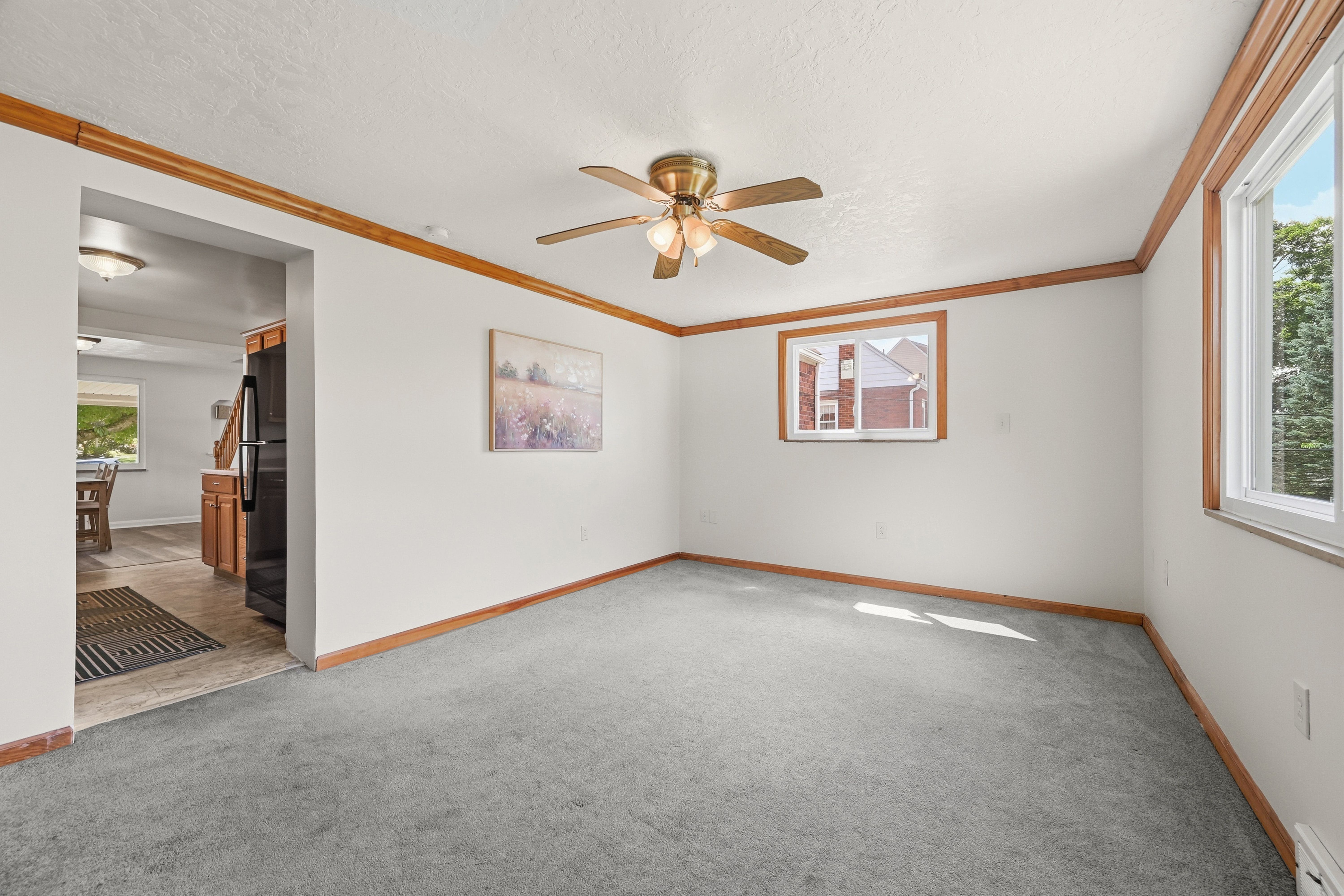  73 Clifford Drive, Pittsburgh, PA 15220 - 物件實景