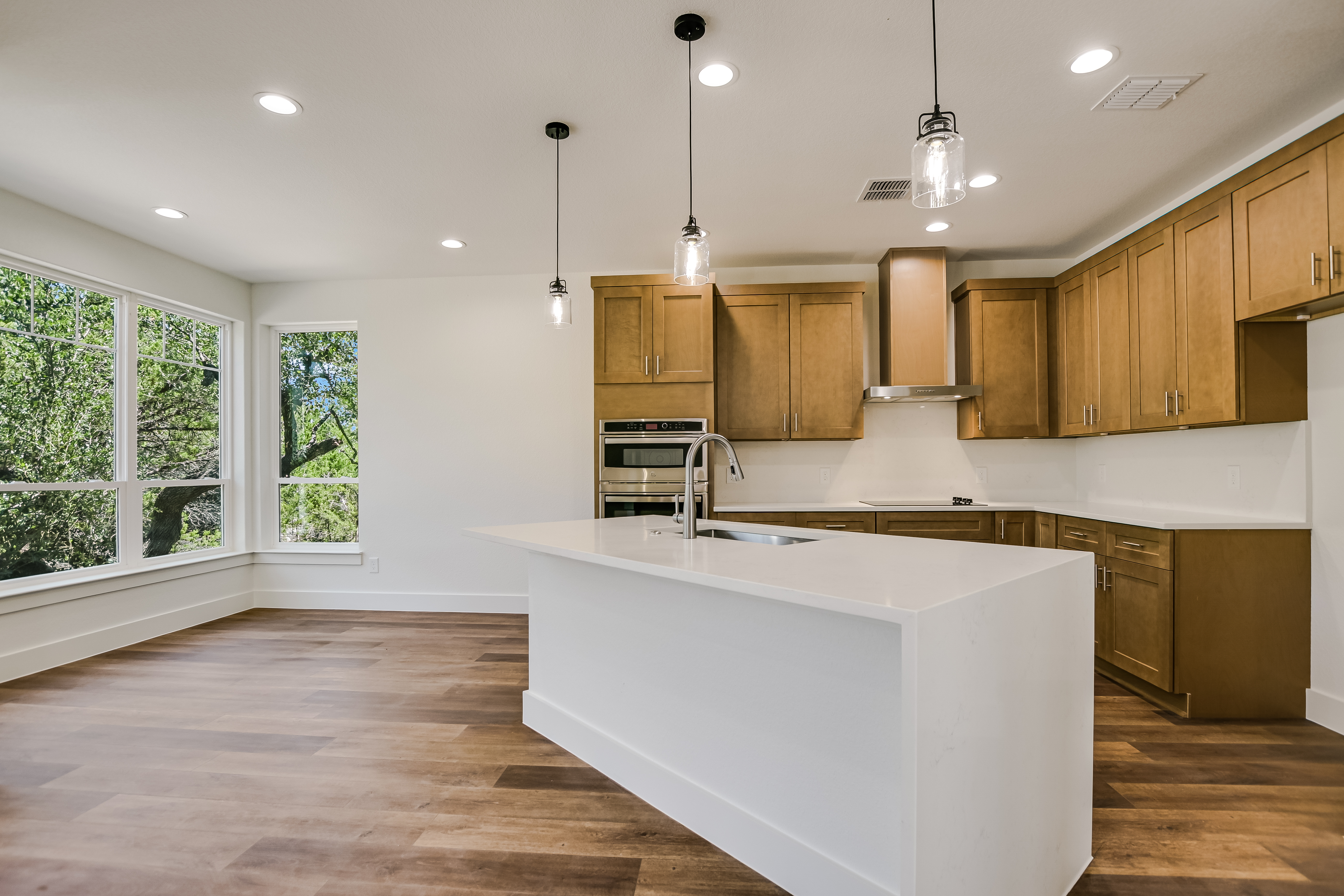  Exquisite New Construction in the Serene Woodcreek of Wimberley - 物件實景
