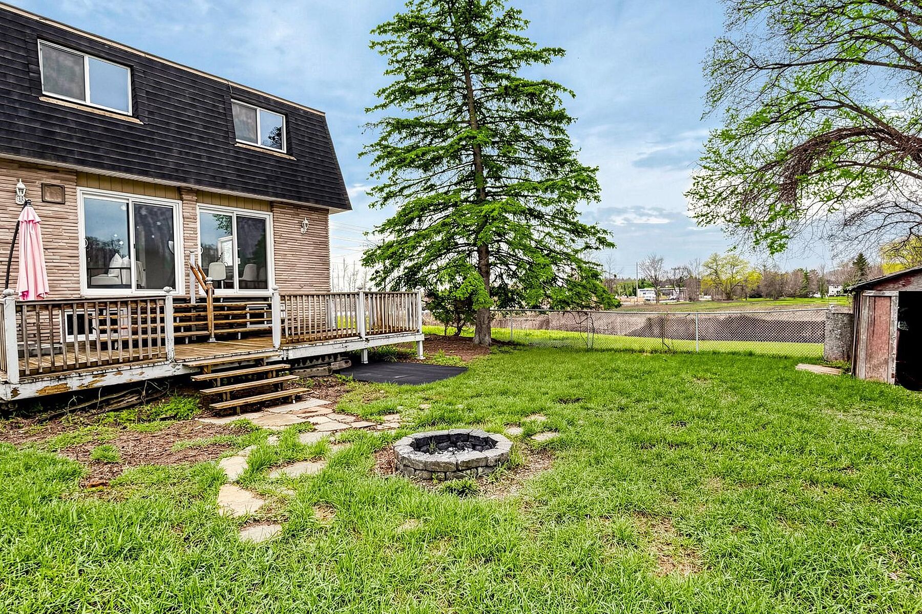  Innisfil, Central Ontario - 物件實景