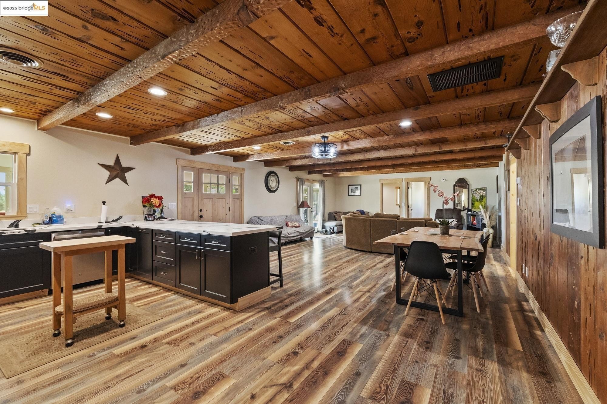 Murphys, California, 95247, United States, 5 Bedrooms Bedrooms, ,3 BathroomsBathrooms,Residential,For Sale,1905942
