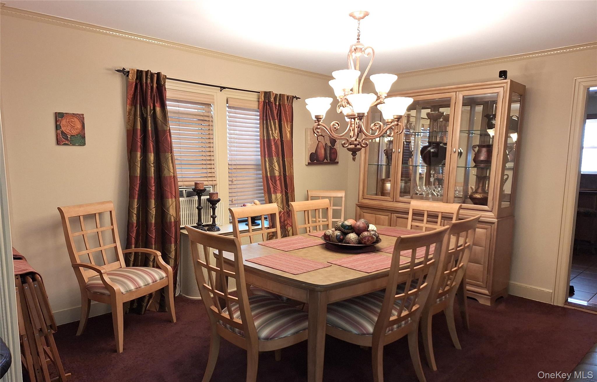 Woodhaven, New York, 11421, United States, 4 Bedrooms Bedrooms, ,2 BathroomsBathrooms,Residential,For Sale,2048228