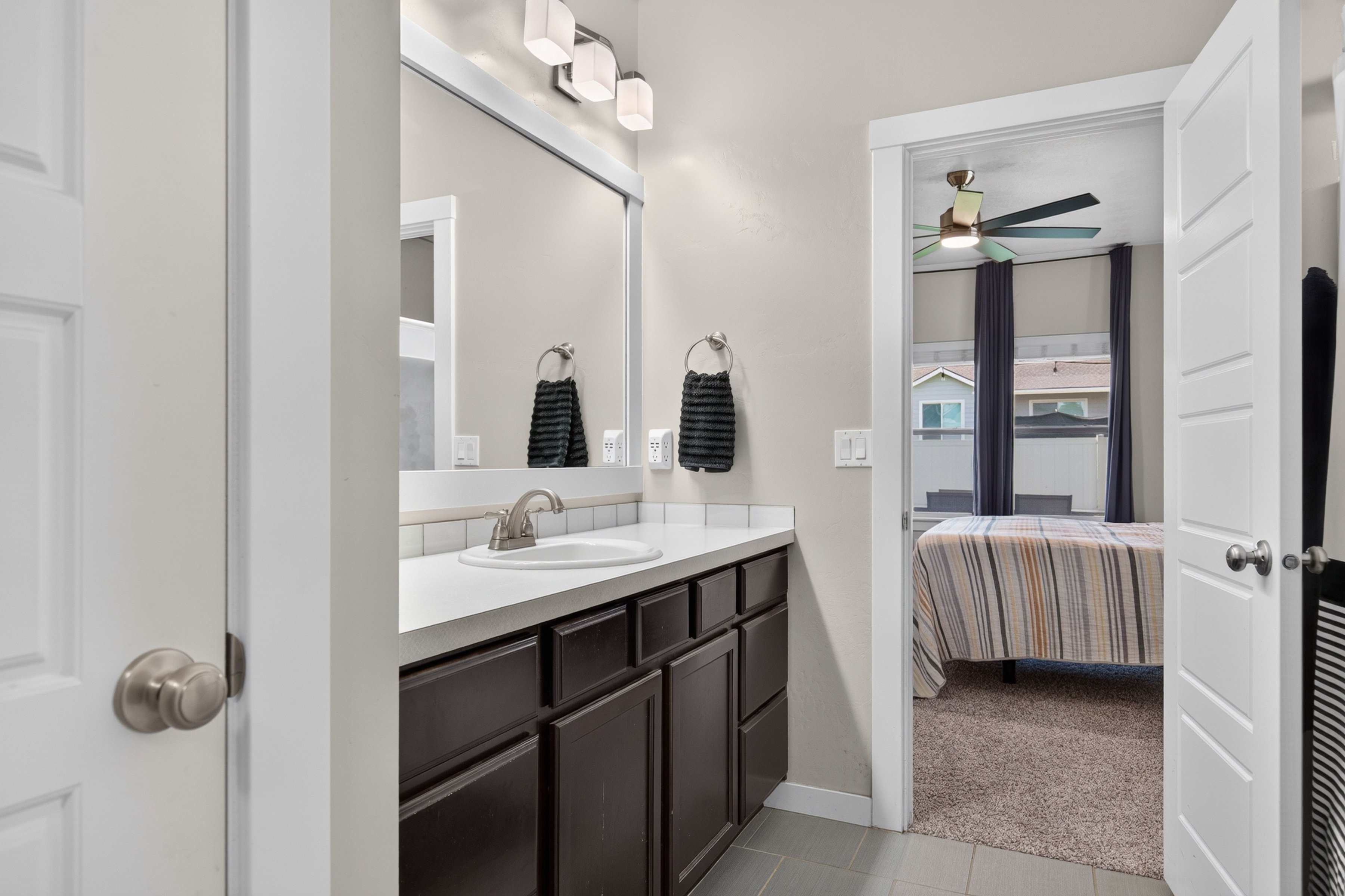  Single Level with Bonus Room and RV Parking in the Heart of SW Boise - 物件實景