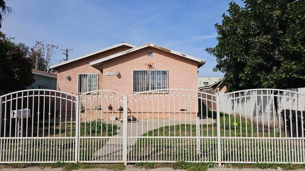 Los Angeles, California, 90011, United States, ,Residential,For Sale,2016894