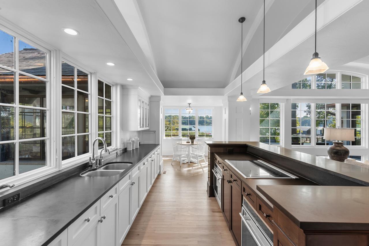 Orono, Minnesota, 55364, United States, 4 Bedrooms Bedrooms, ,4 BathroomsBathrooms,Residential,For Sale,1988176