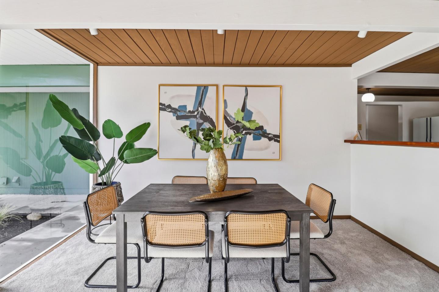 San Mateo, California, 94402, United States, 3 Bedrooms Bedrooms, ,2 BathroomsBathrooms,Residential,For Sale,1989577