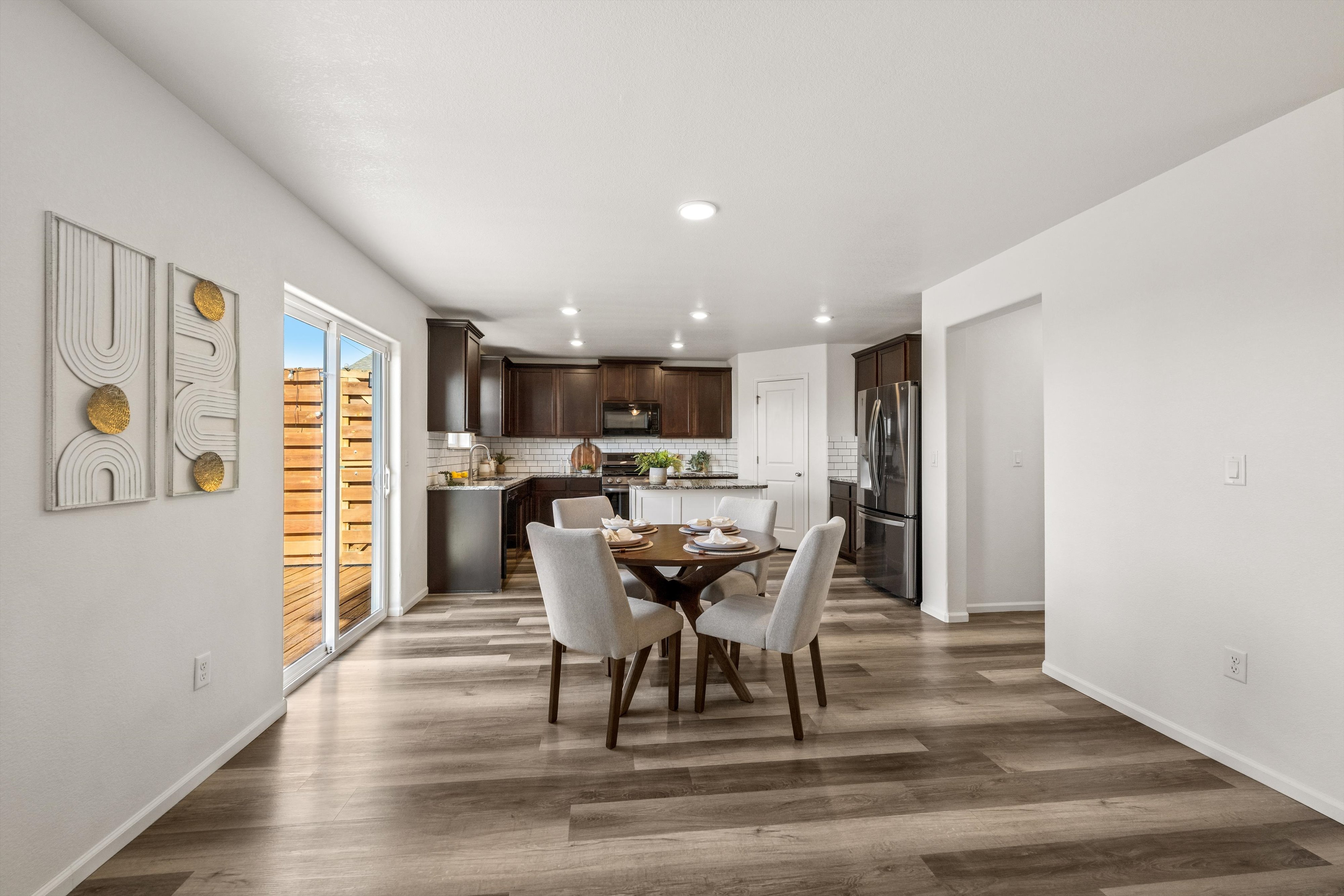  Move-In Ready, with Thoughtful and Unique Design Features - 物件實景