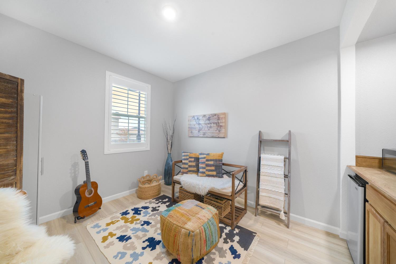 Folsom, California, 95630, United States, 5 Bedrooms Bedrooms, ,3 BathroomsBathrooms,Residential,For Sale,1997152