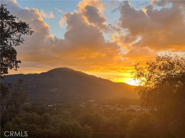 Oakhurst, California, 93644, United States, 3 Bedrooms Bedrooms, ,2 BathroomsBathrooms,Residential,For Sale,2000350