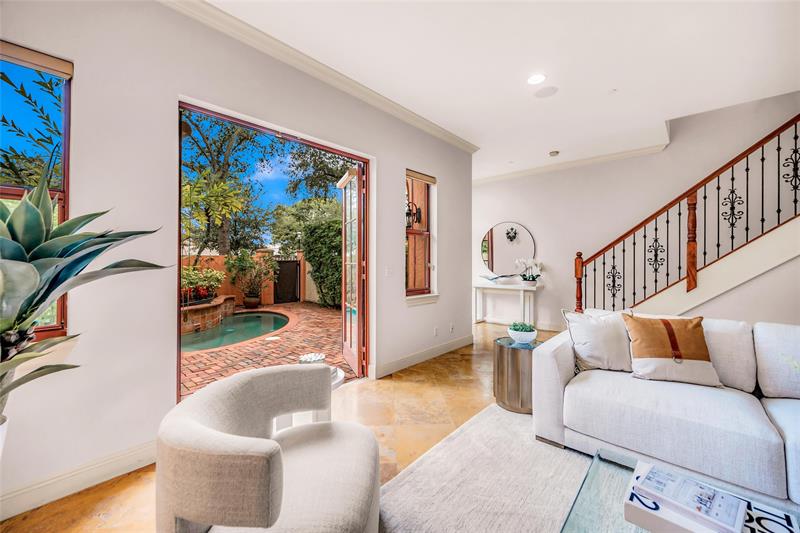 Fort Lauderdale, Florida, 33301, United States, 3 Bedrooms Bedrooms, ,4 BathroomsBathrooms,Residential,For Sale,1947110
