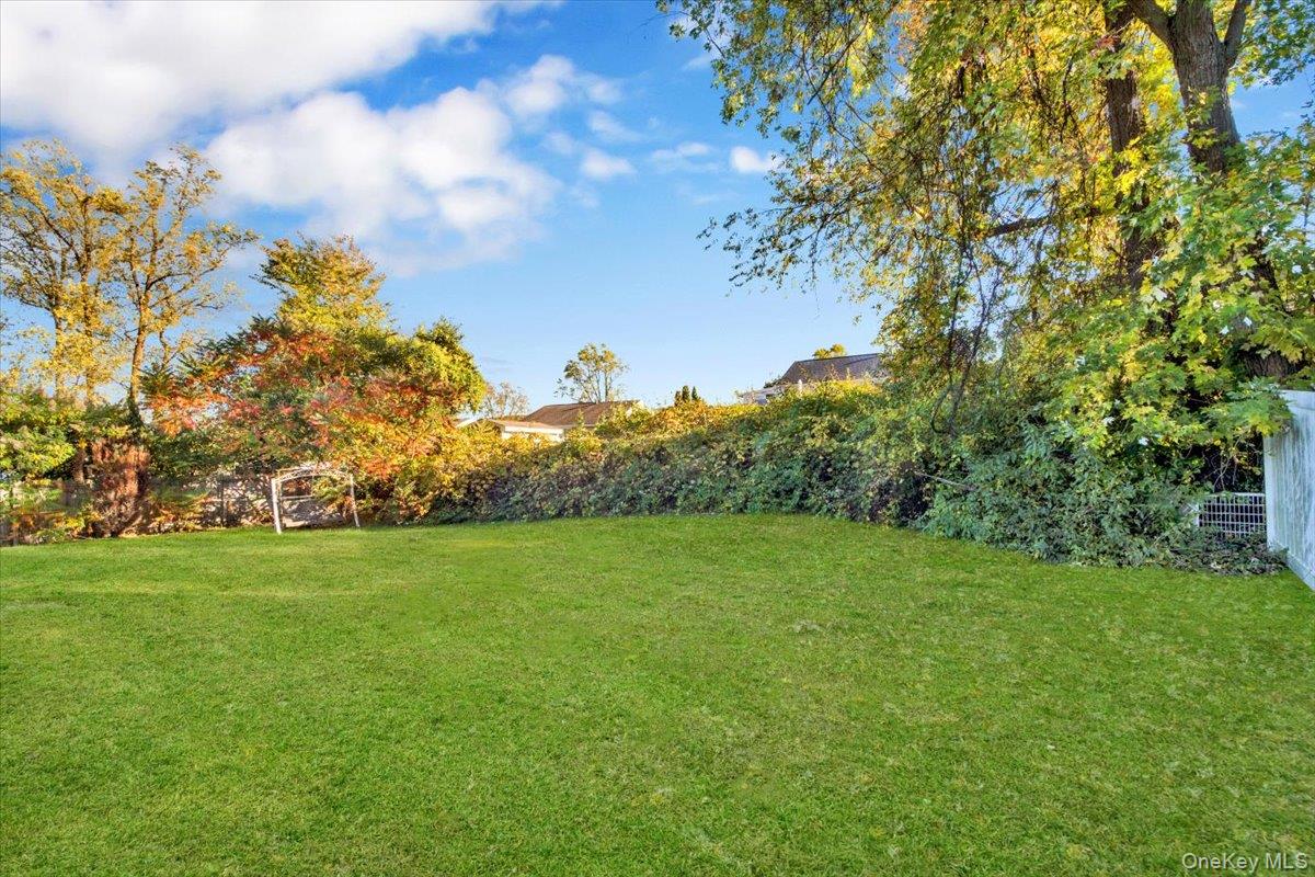 Garnerville, New York, 10923, United States, 3 Bedrooms Bedrooms, ,1 BathroomBathrooms,Residential,For Sale,1981697