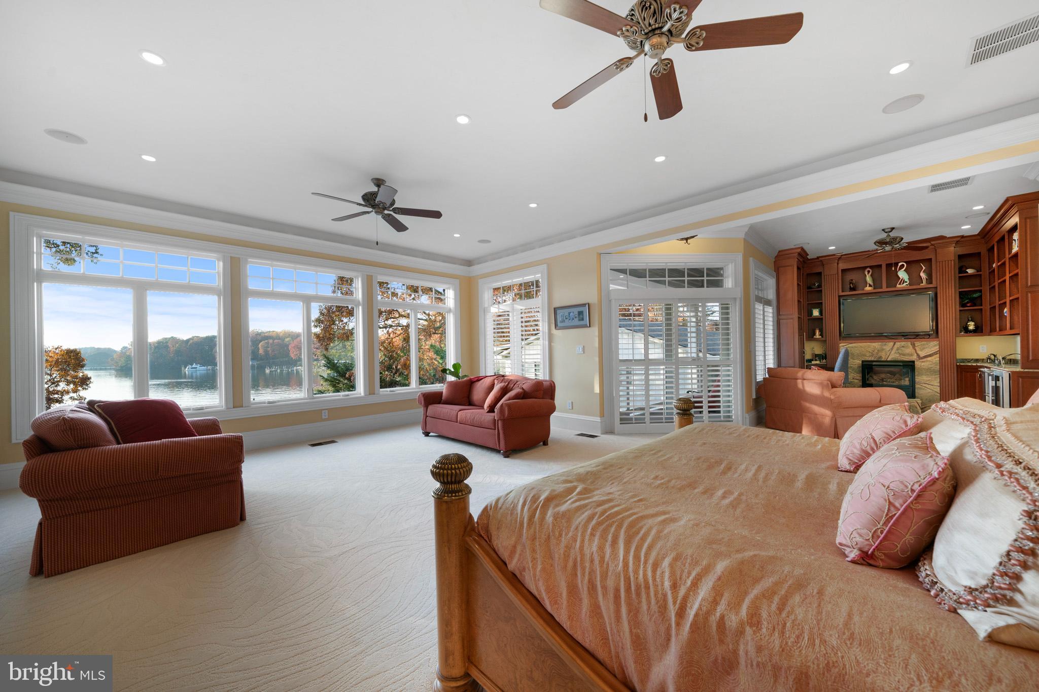 Lusby, Maryland, 20657, United States, 4 Bedrooms Bedrooms, ,6 BathroomsBathrooms,Residential,For Sale,1990435