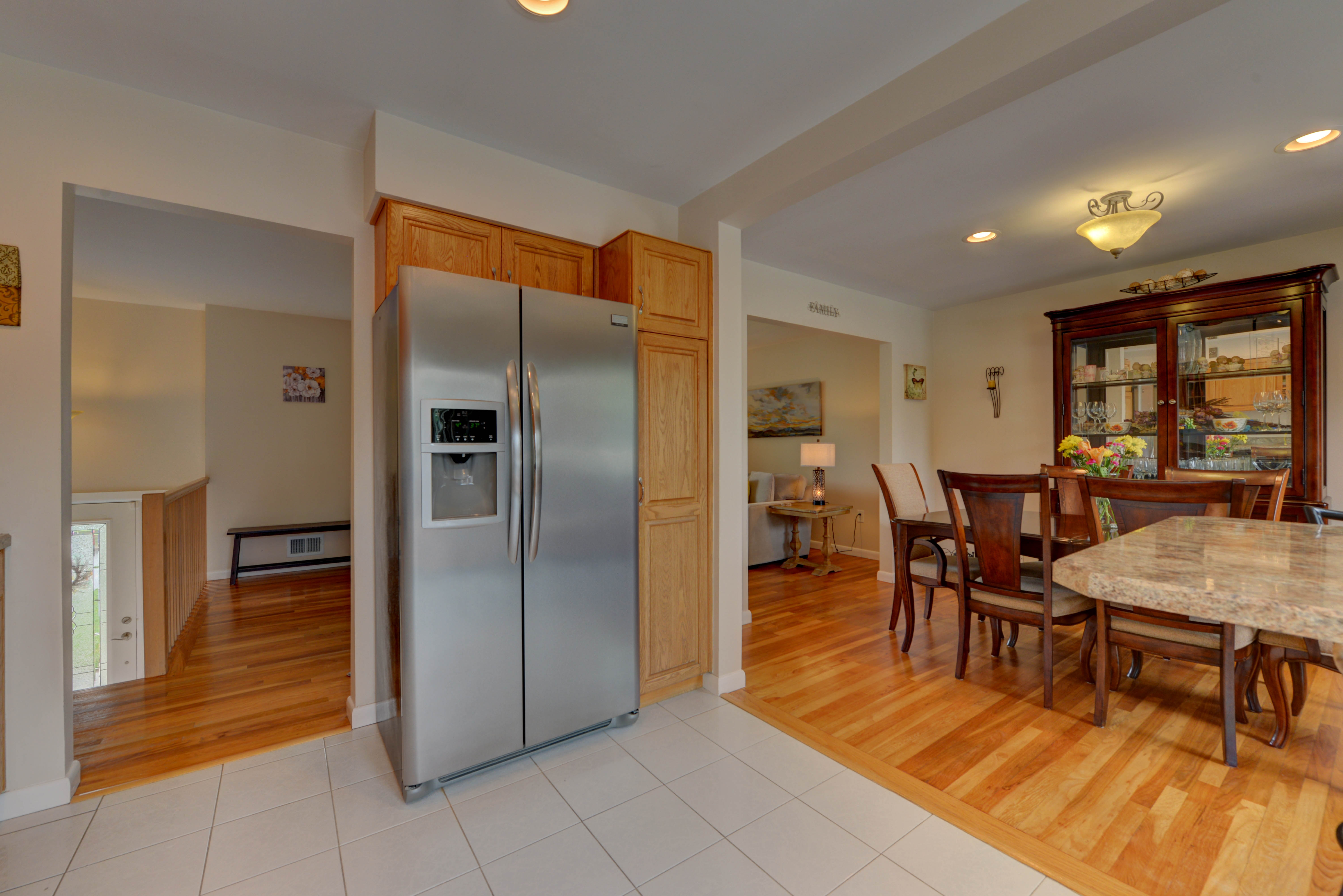 Pequannock, New Jersey, 07440, United States, 3 Bedrooms Bedrooms, ,3 BathroomsBathrooms,Residential,For Sale,1944939
