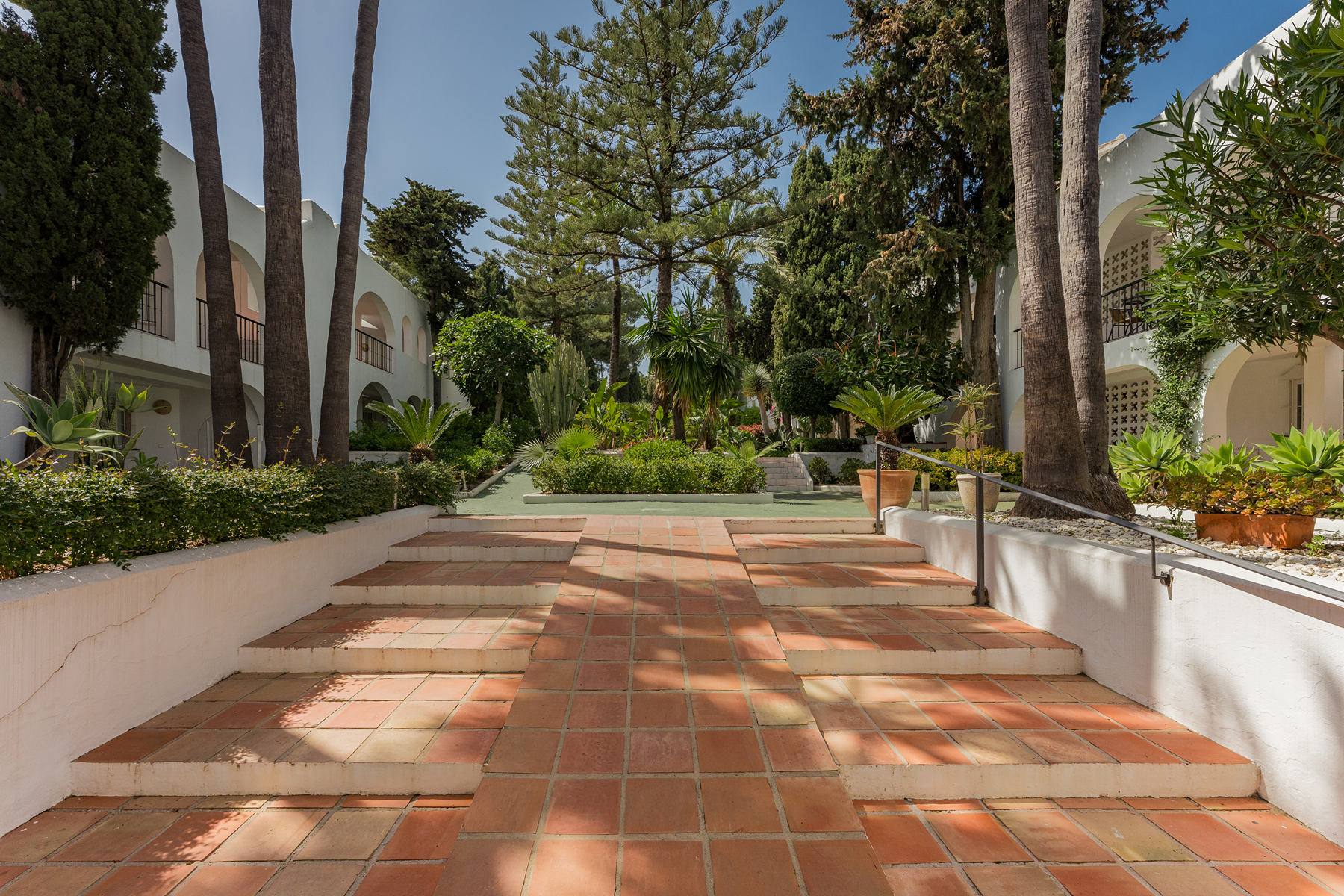  Apartment with garden on the front line of Aloha Golf, Nueva Andalucía - 物件實景