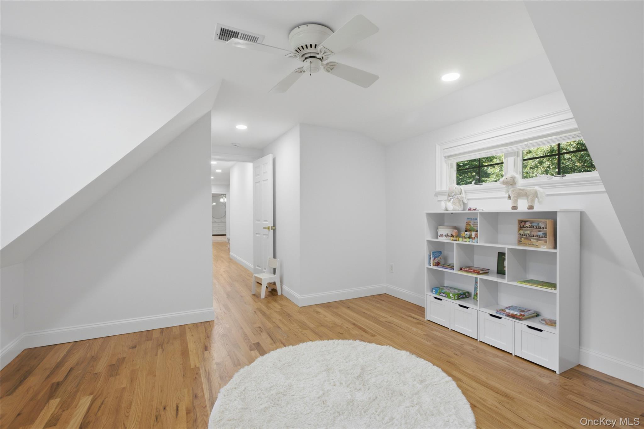  17 Nadworny Lane, Stony Brook, NY, 11790 - 物件實景