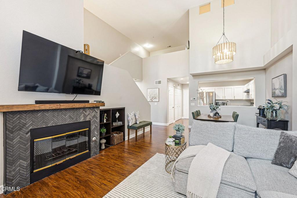 Oxnard, California, 93030, United States, 2 Bedrooms Bedrooms, ,3 BathroomsBathrooms,Residential,For Sale,1974361