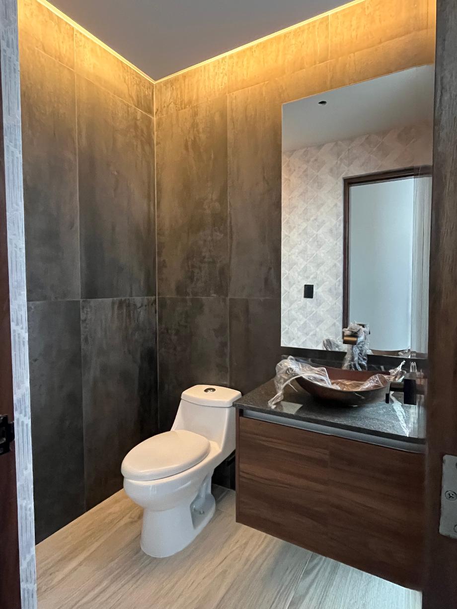 Benito Juárez, Quintana Roo, 77500, Mexico, 3 Bedrooms Bedrooms, ,3 BathroomsBathrooms,Residential,For Sale,1850142