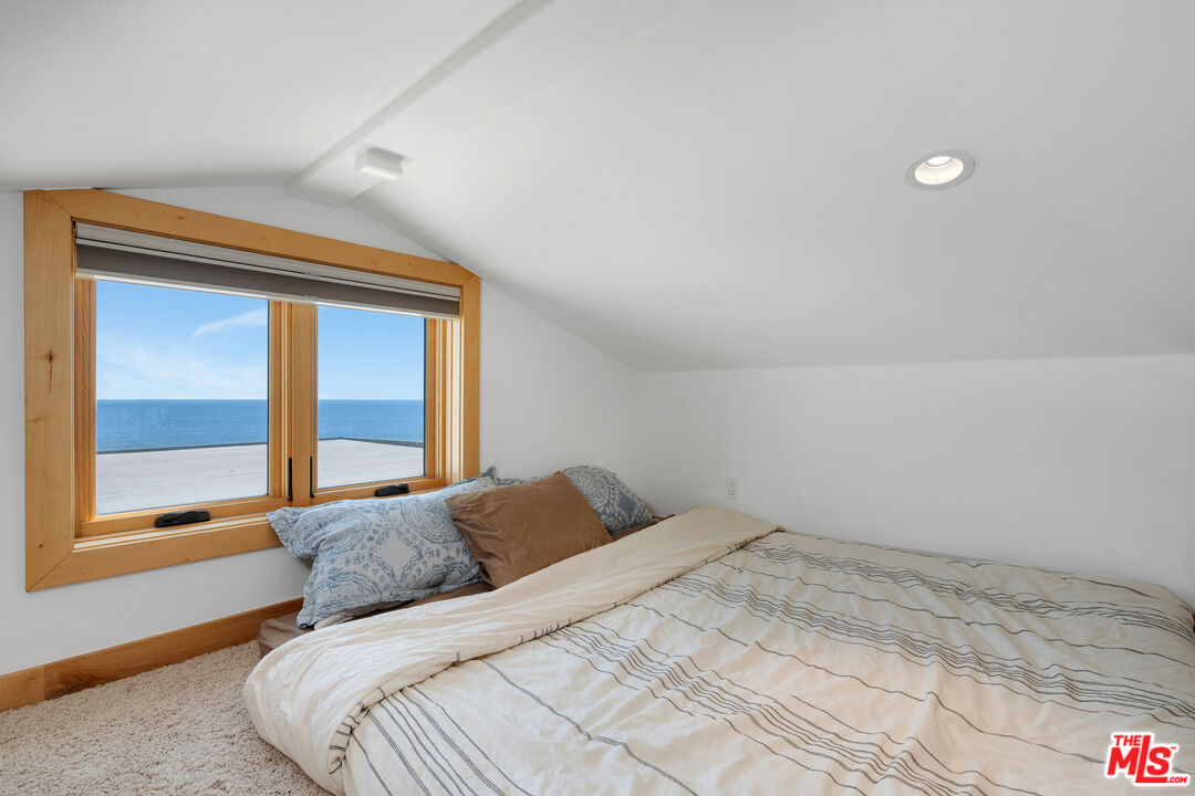 Malibu, California, 90265, United States, 3 Bedrooms Bedrooms, ,3 BathroomsBathrooms,Residential,For Sale,2002033