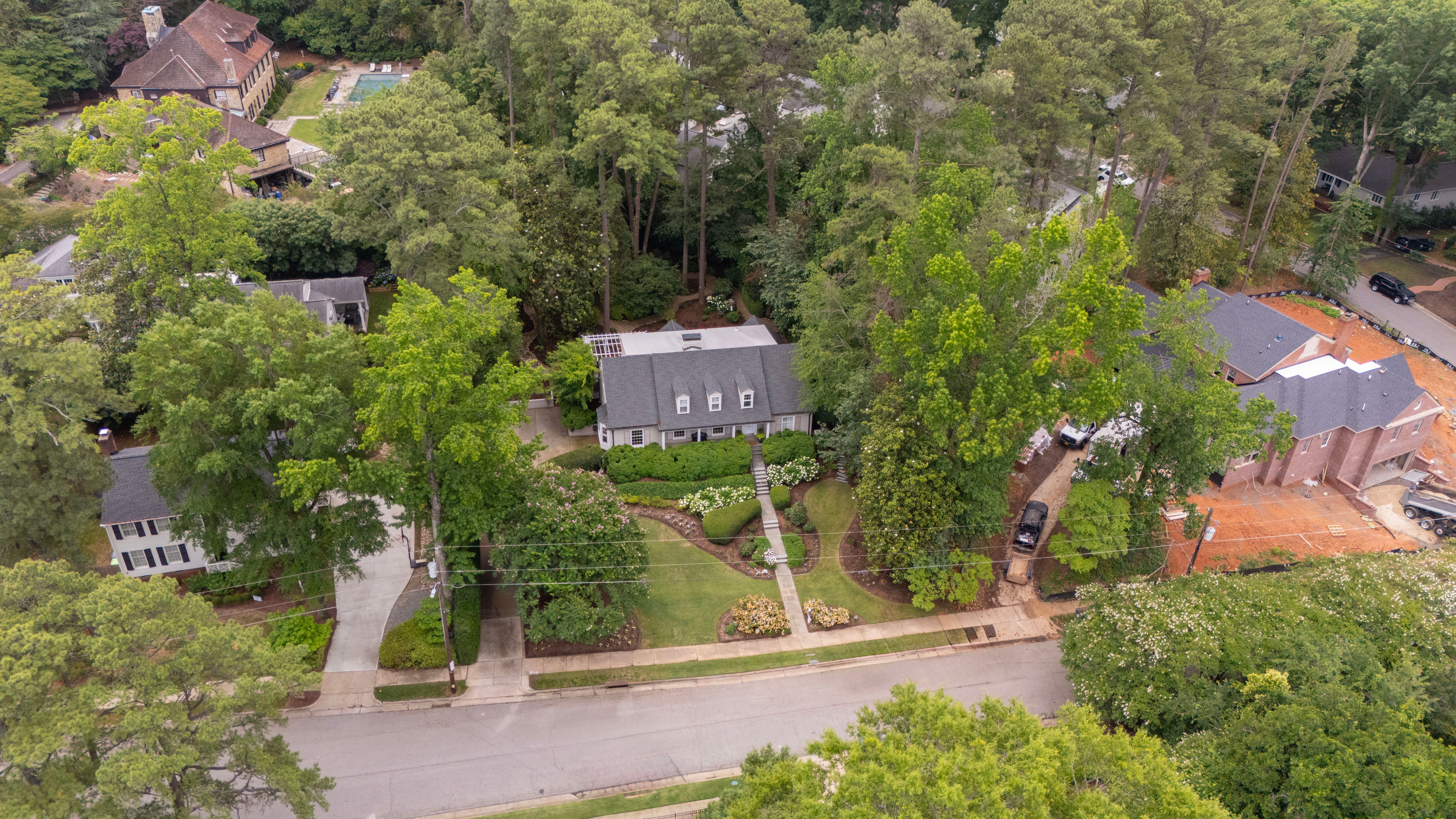  2507 Sanderson Drive, Raleigh, NC 27608 - 物件實景