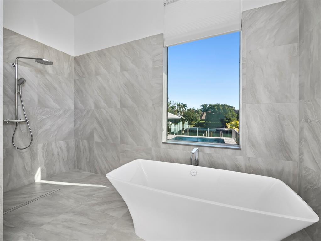 Sarasota, Florida, 34236, United States, 3 Bedrooms Bedrooms, ,5 BathroomsBathrooms,Residential,For Sale,2003430