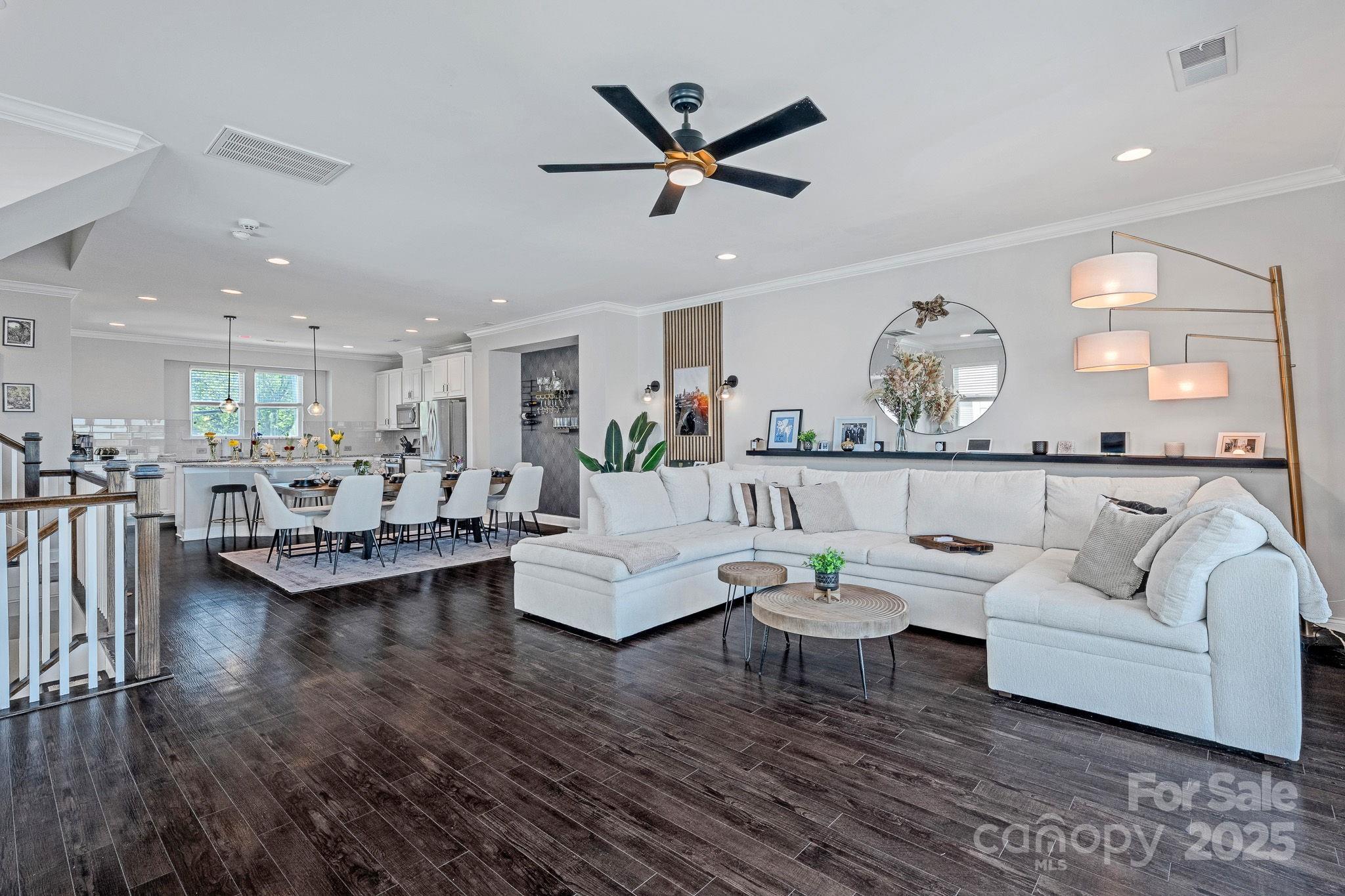 Charlotte, North Carolina, 28206, United States, 3 Bedrooms Bedrooms, ,4 BathroomsBathrooms,Residential,For Sale,1778034