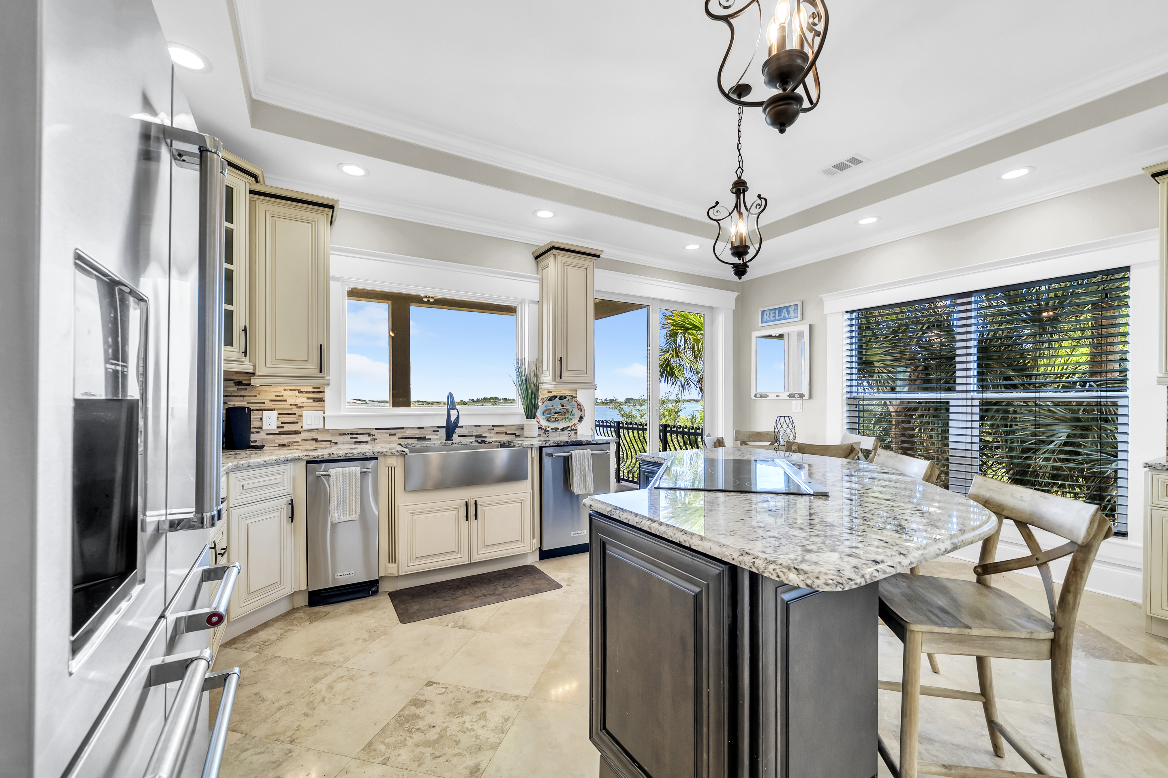  Extraordinary Sound and Gulf Views from a Refined Coastal Residence - 物件實景