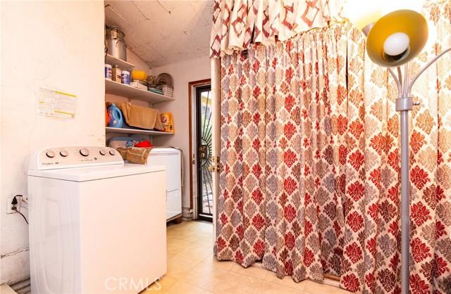 Compton, California, 90220, United States, 3 Bedrooms Bedrooms, ,2 BathroomsBathrooms,Residential,For Sale,1993898