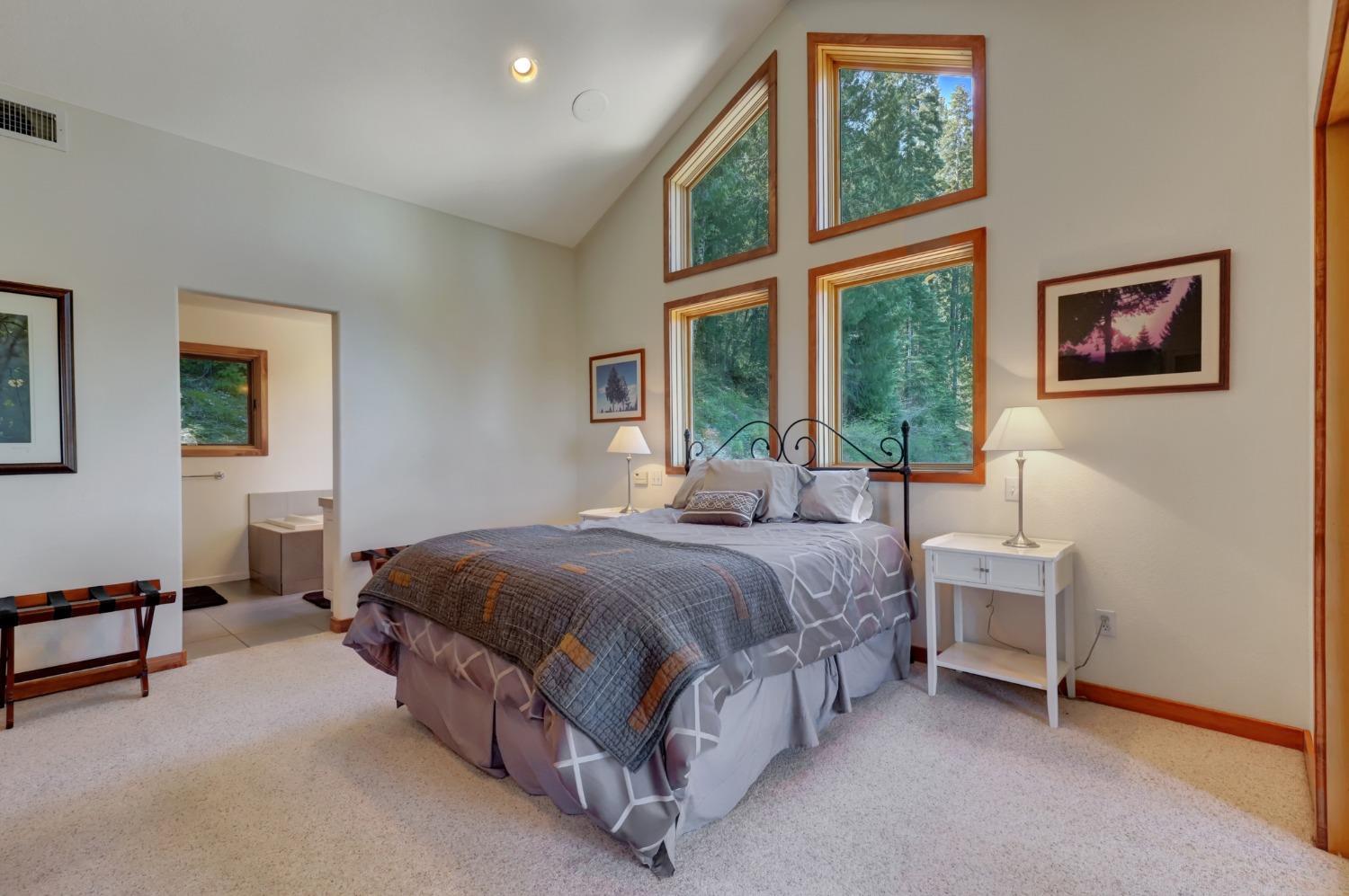 Nevada City, California, 95959, United States, 3 Bedrooms Bedrooms, ,3 BathroomsBathrooms,Residential,For Sale,1937028