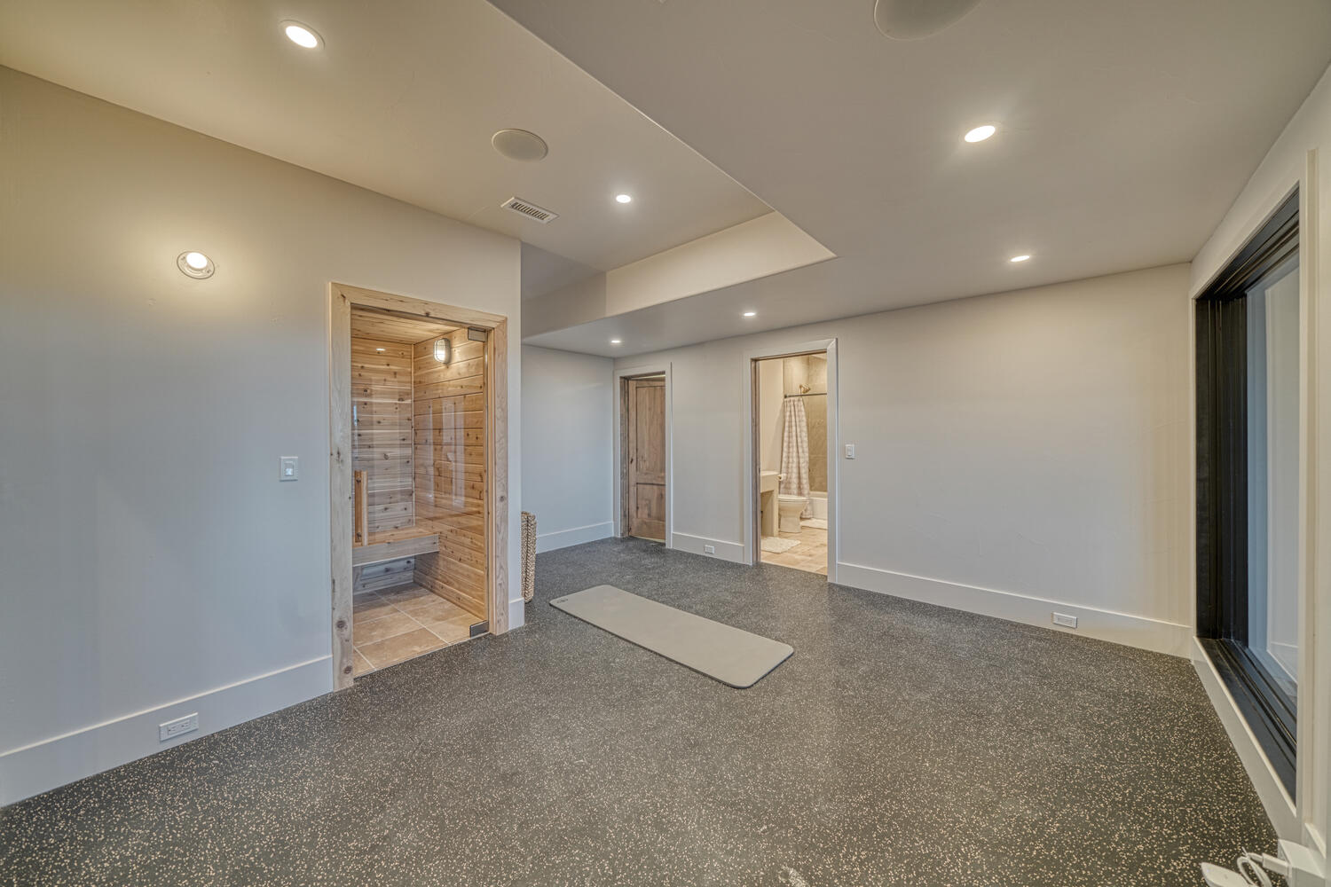 Cotopaxi, Colorado, 81223, United States, 6 Bedrooms Bedrooms, ,3 BathroomsBathrooms,Residential,For Sale,1973749