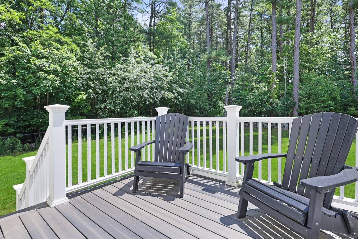 Derry, New Hampshire, 03038, United States, 3 Bedrooms Bedrooms, ,3 BathroomsBathrooms,Residential,For Sale,1886983