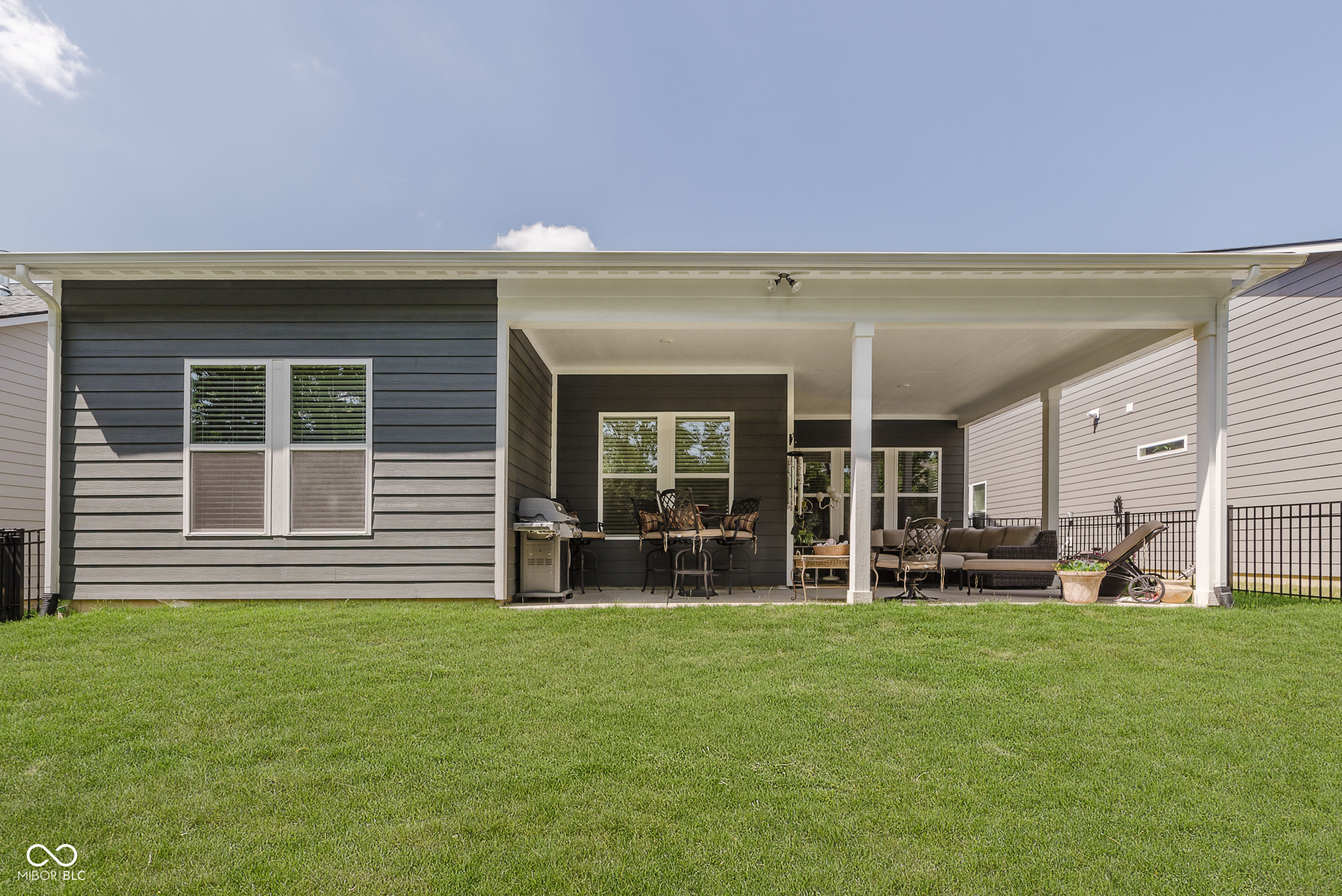 Fishers, Indiana, 46037, United States, 3 Bedrooms Bedrooms, ,2 BathroomsBathrooms,Residential,For Sale,1930952
